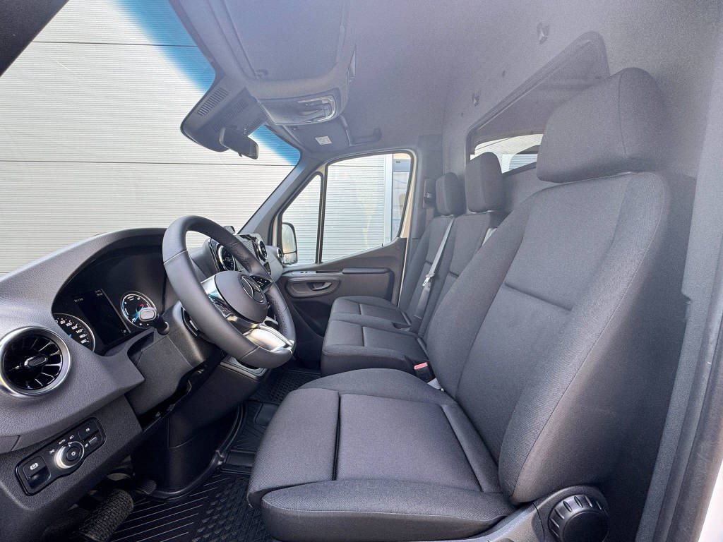 MERCEDES-BENZ Sprinter 319 CDI Pro Kipper 3665 S-image-8