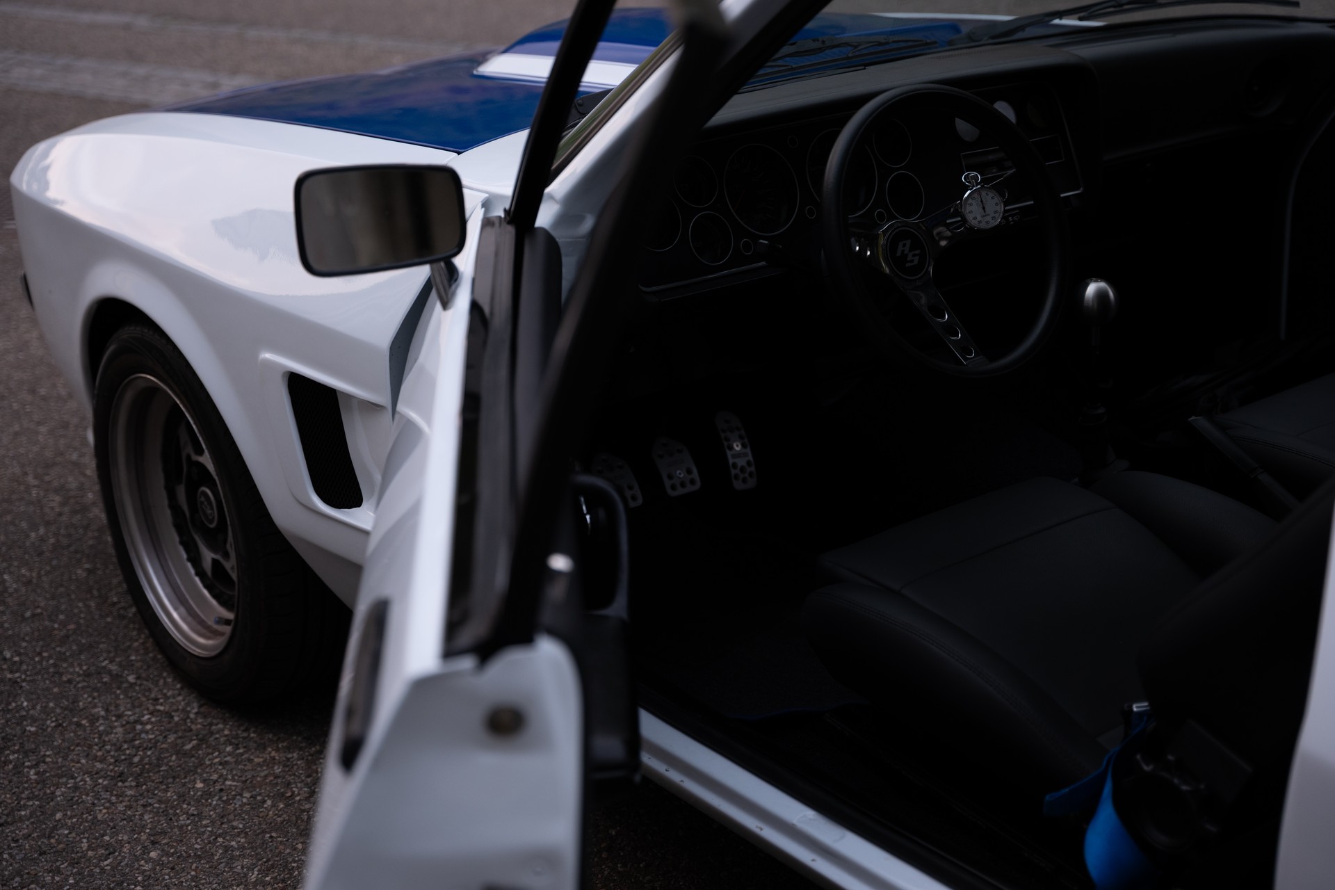 FORD 2.8i-image-8