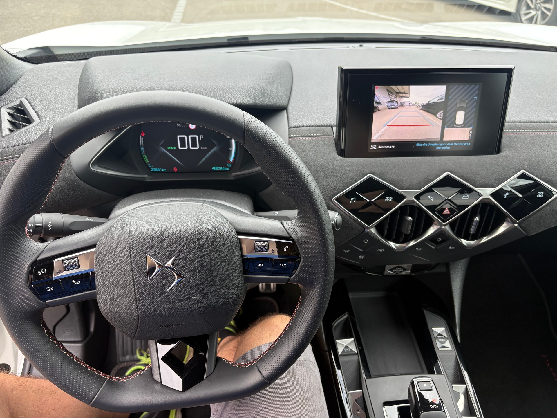 DS AUTOMOBILES DS3 Crossback E-Tense Performance Line-image-9