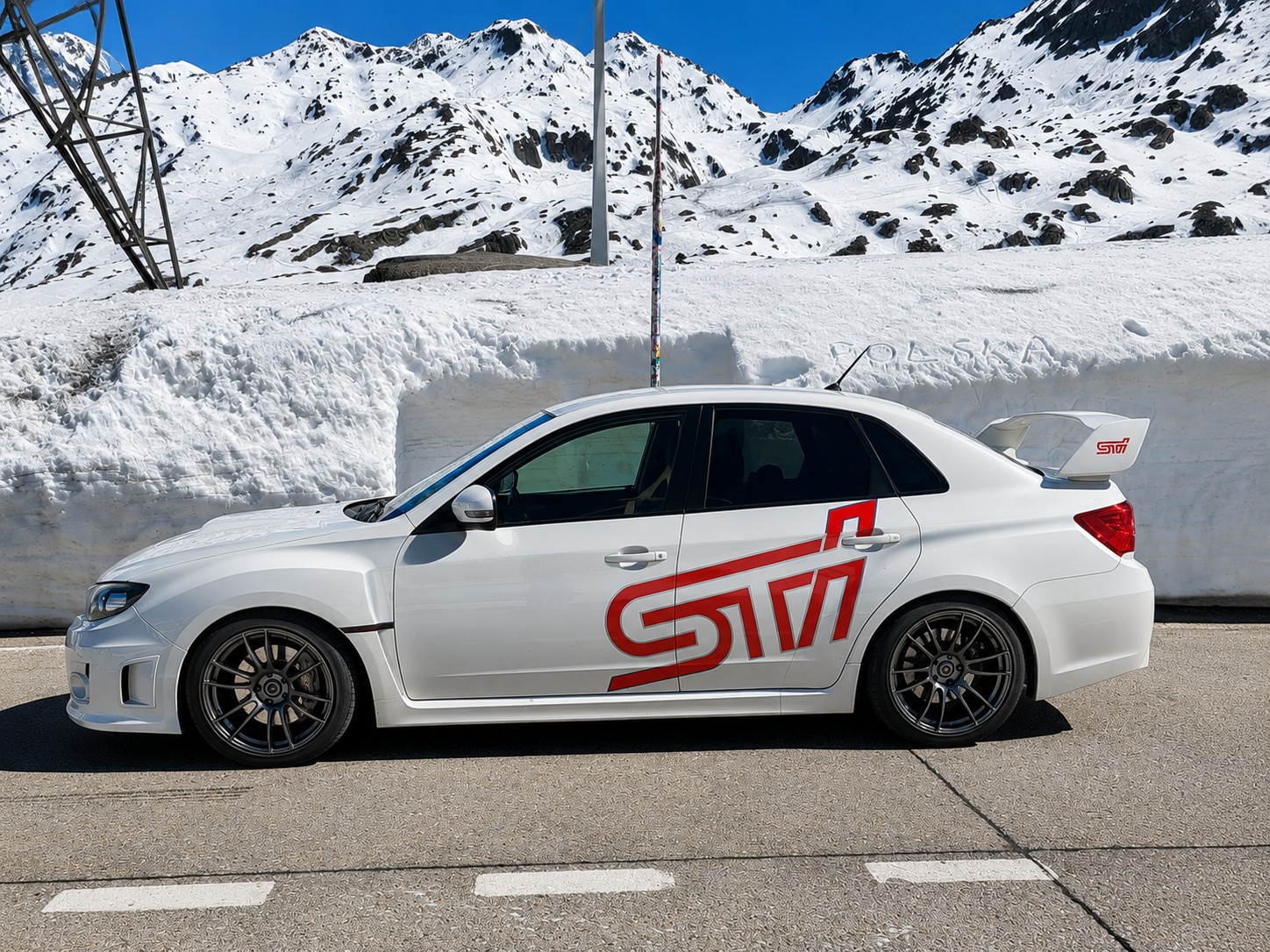 SUBARU 2.5 T Sport — slika 1
