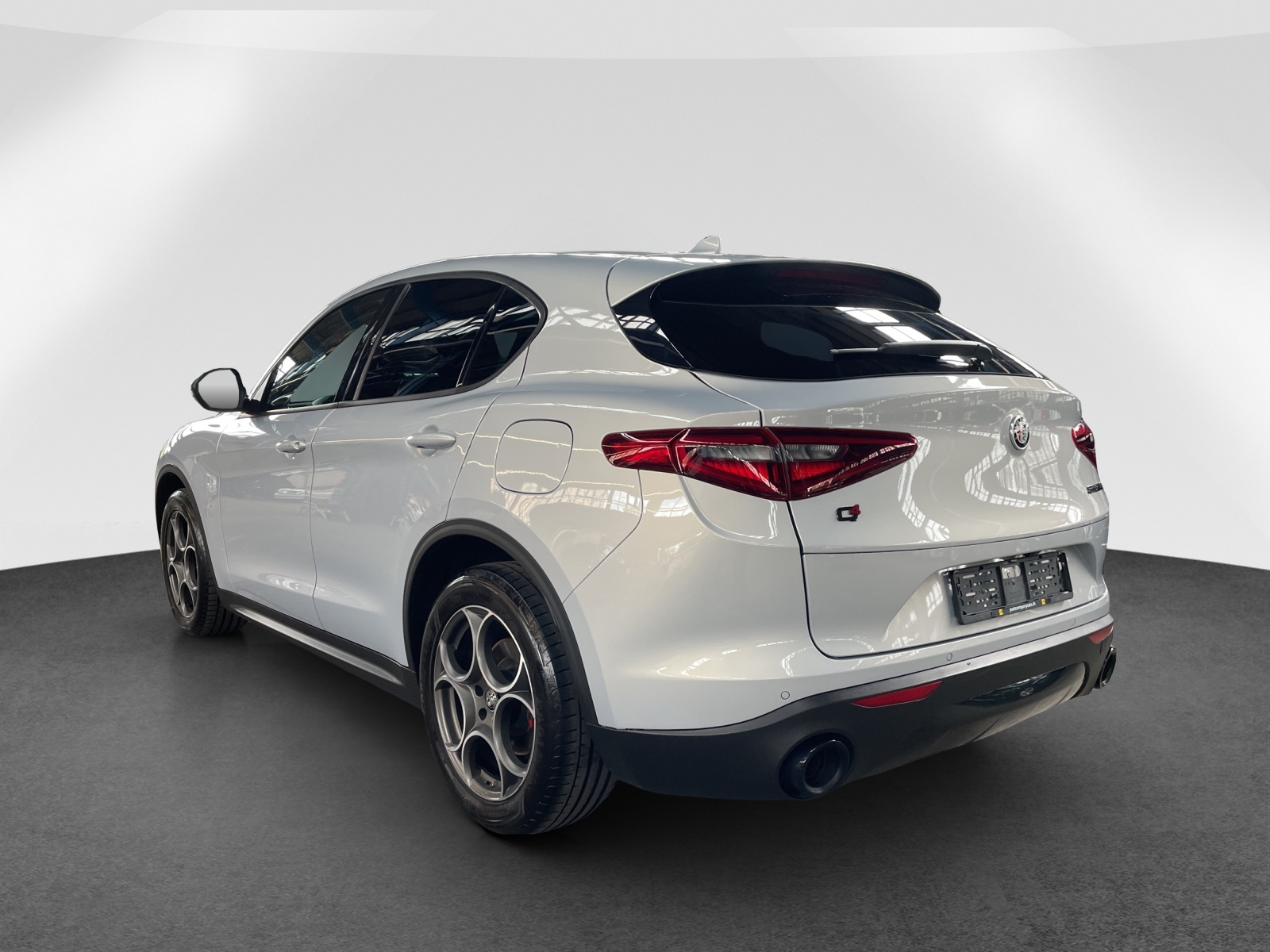 ALFA ROMEO Stelvio 2.0 Q4 Sprint-image-3
