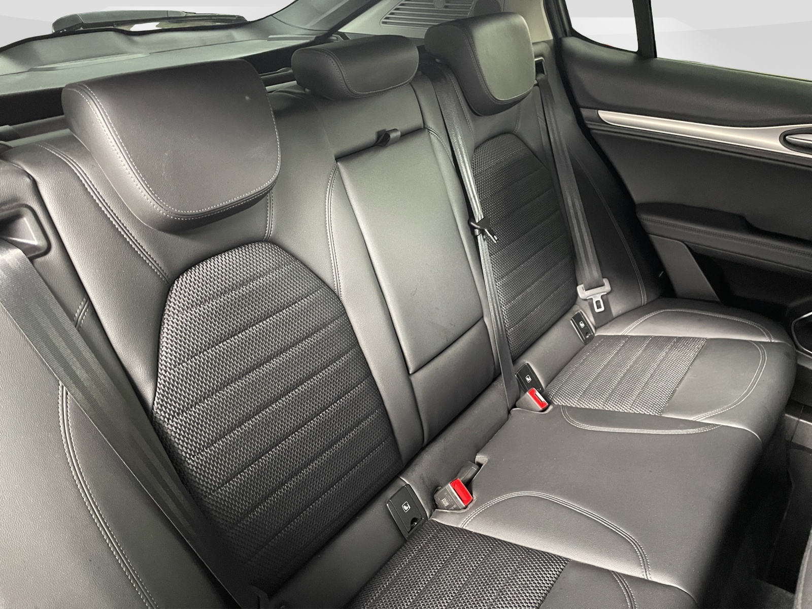 ALFA ROMEO Stelvio 2.0 Q4 Sprint-image-9