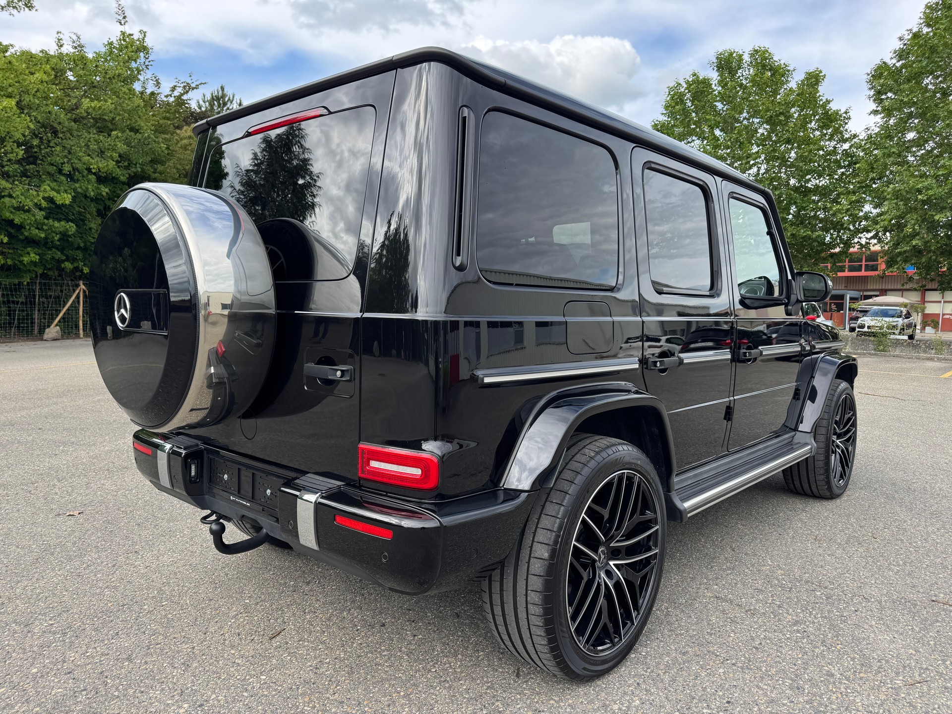 MERCEDES-BENZ G 350 d AMG Line 9G-Tronic-image-6
