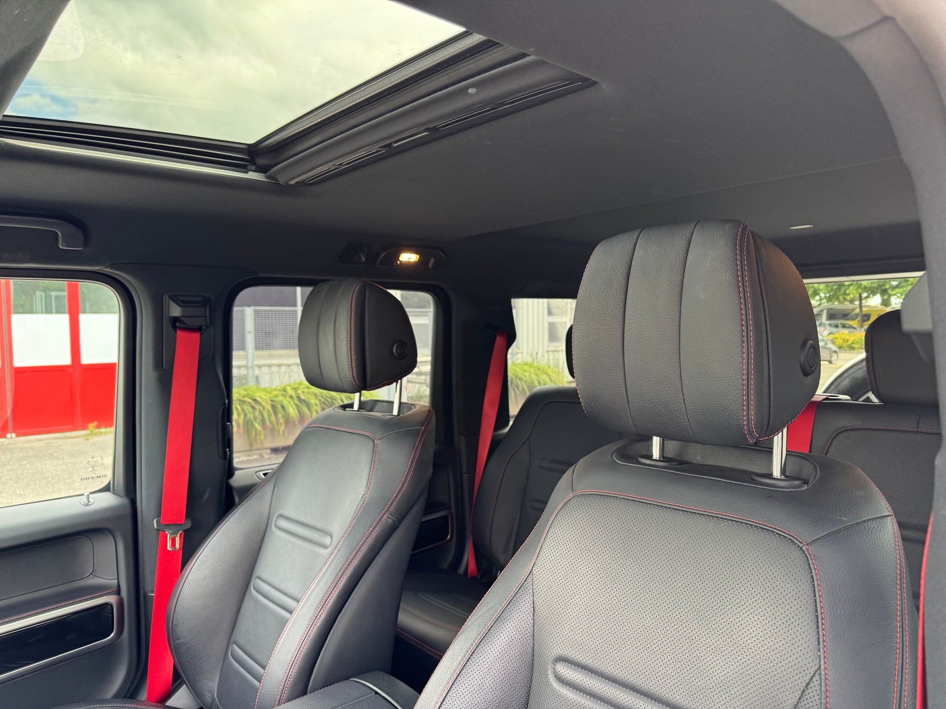 MERCEDES-BENZ G 350 d AMG Line 9G-Tronic-image-8
