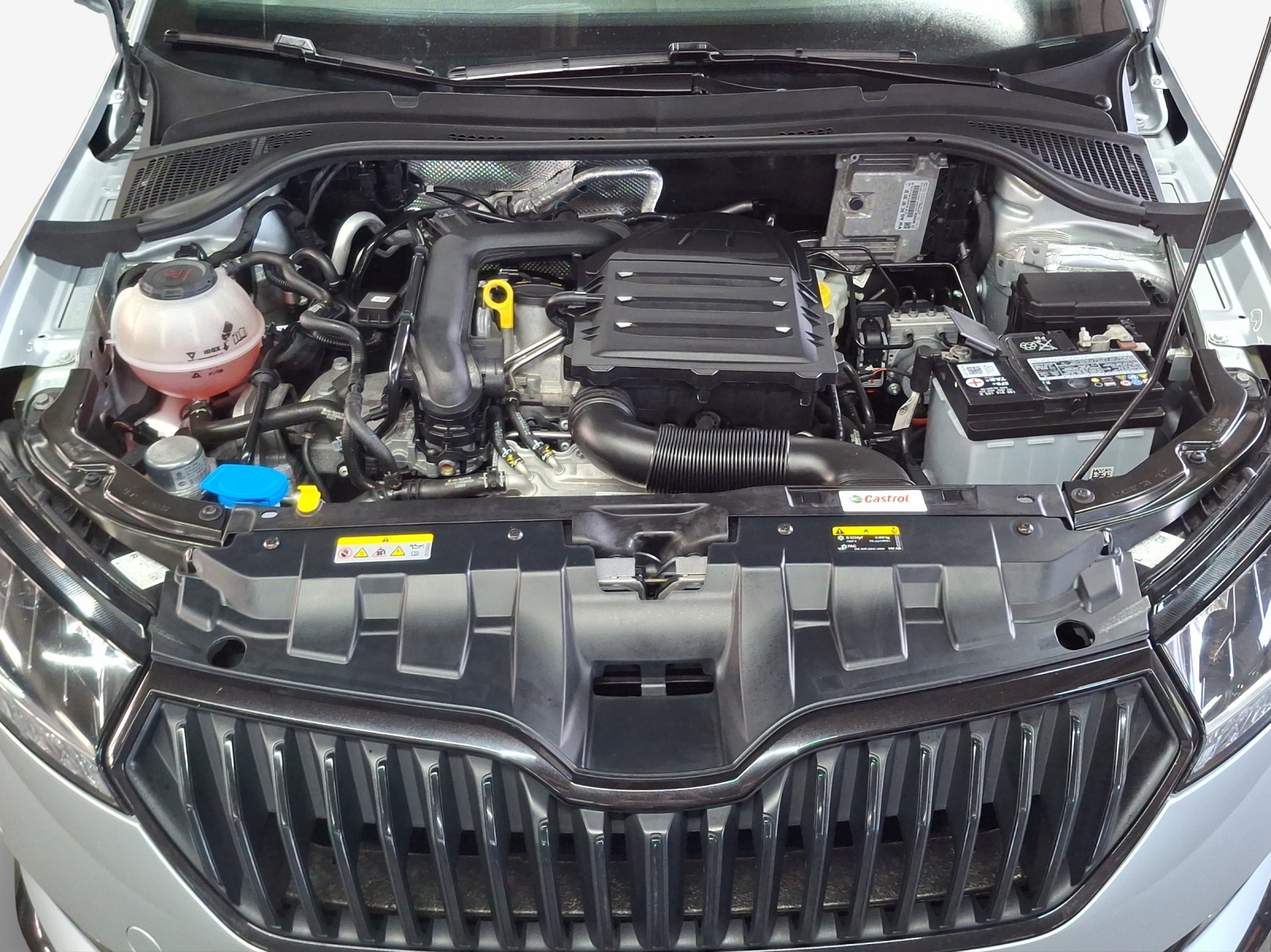SKODA Fabia 1.0 TSI Monte Carlo DSG-image-15