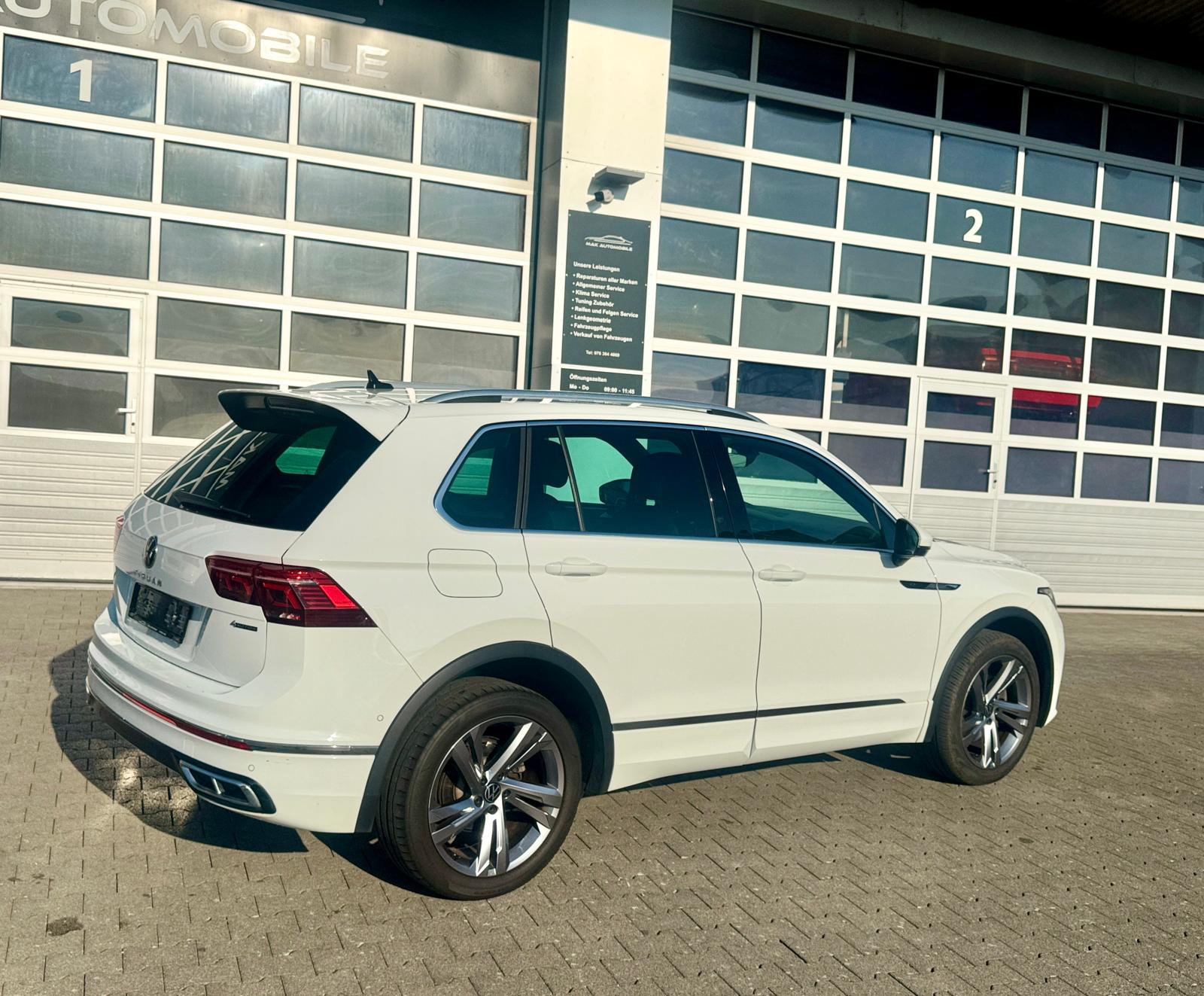 VW Tiguan 2.0 TDI SCR R-Line 4Motion DSG-image-6