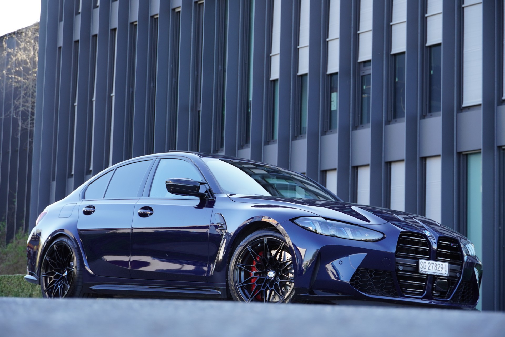 BMW M3 Competition M xDrive//BMW Individual Tansanitblau//Werksgarantie bis 03.2028//-image-11