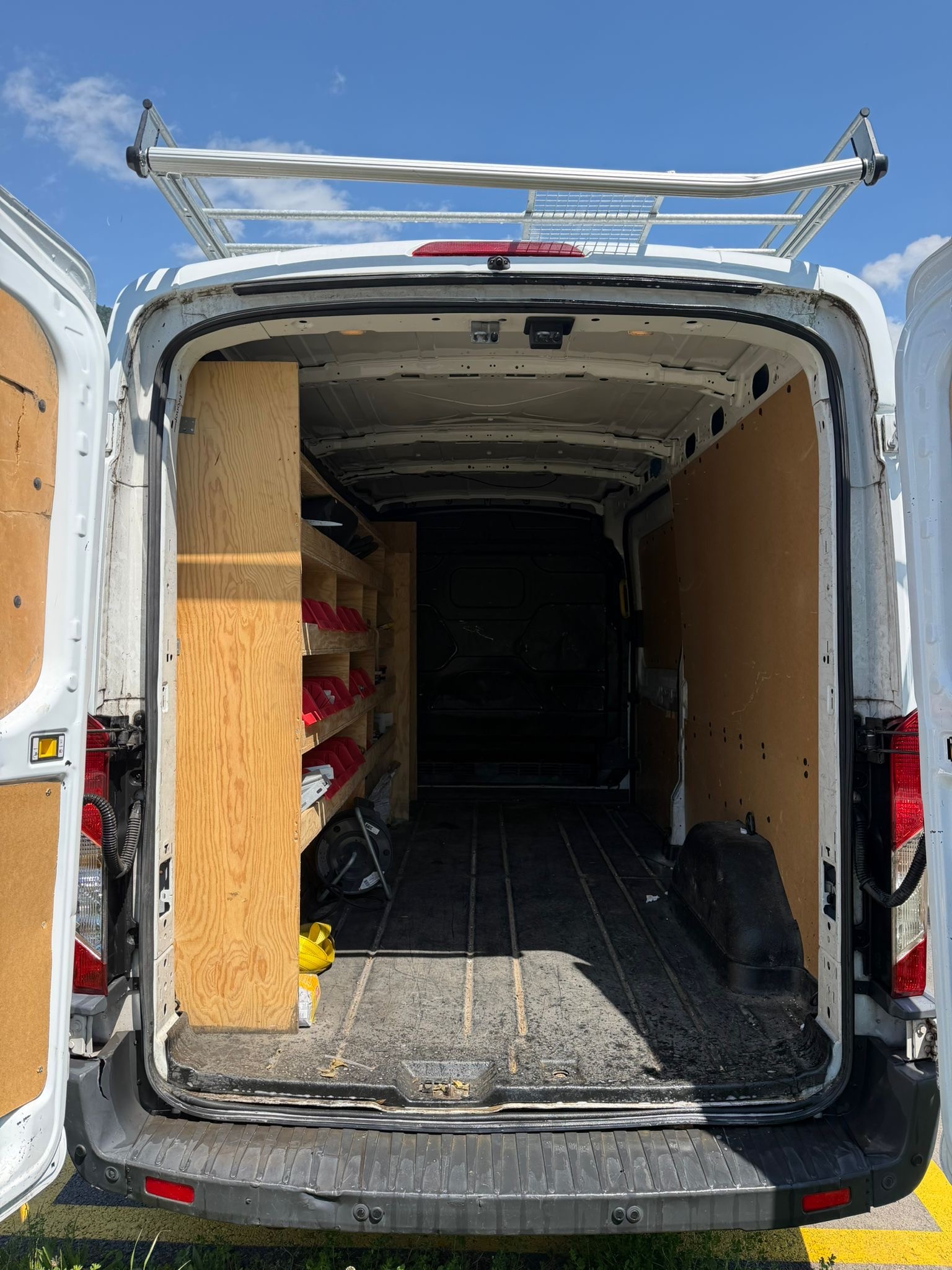 FORD Transit-image-6