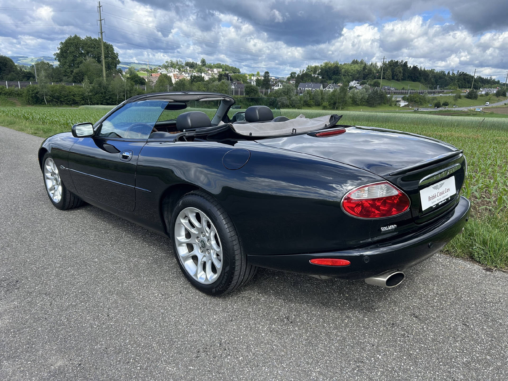 JAGUAR XKR Convertible 4.0 S/C-image-7