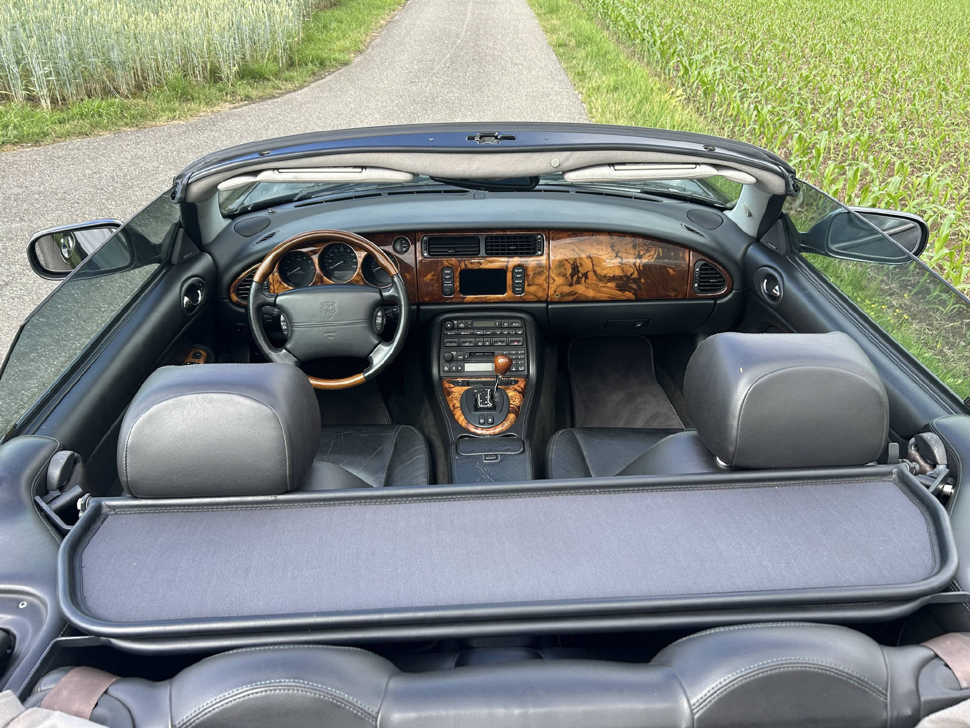 JAGUAR XKR Convertible 4.0 S/C-image-9