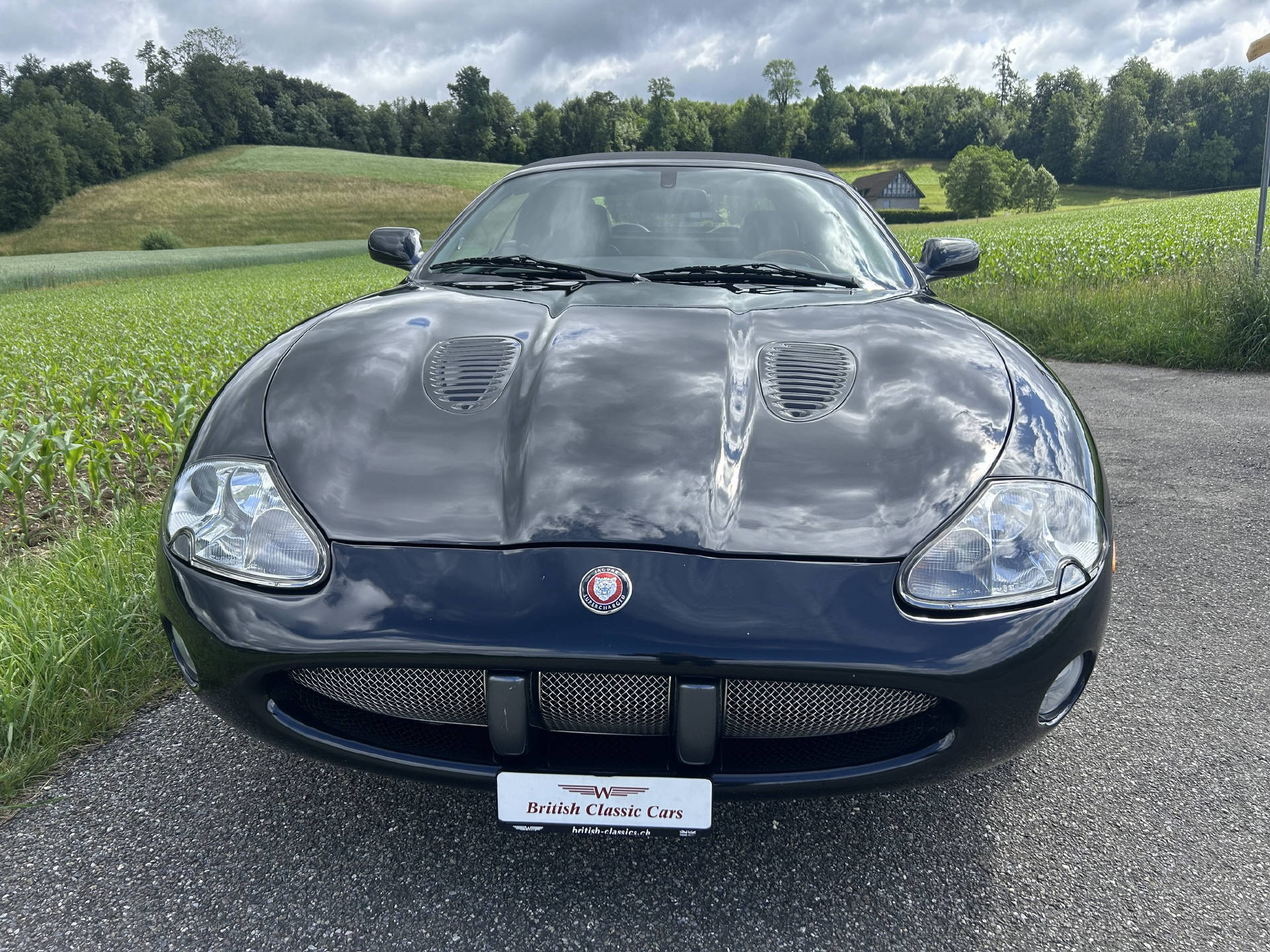 JAGUAR XKR Convertible 4.0 S/C-image-4