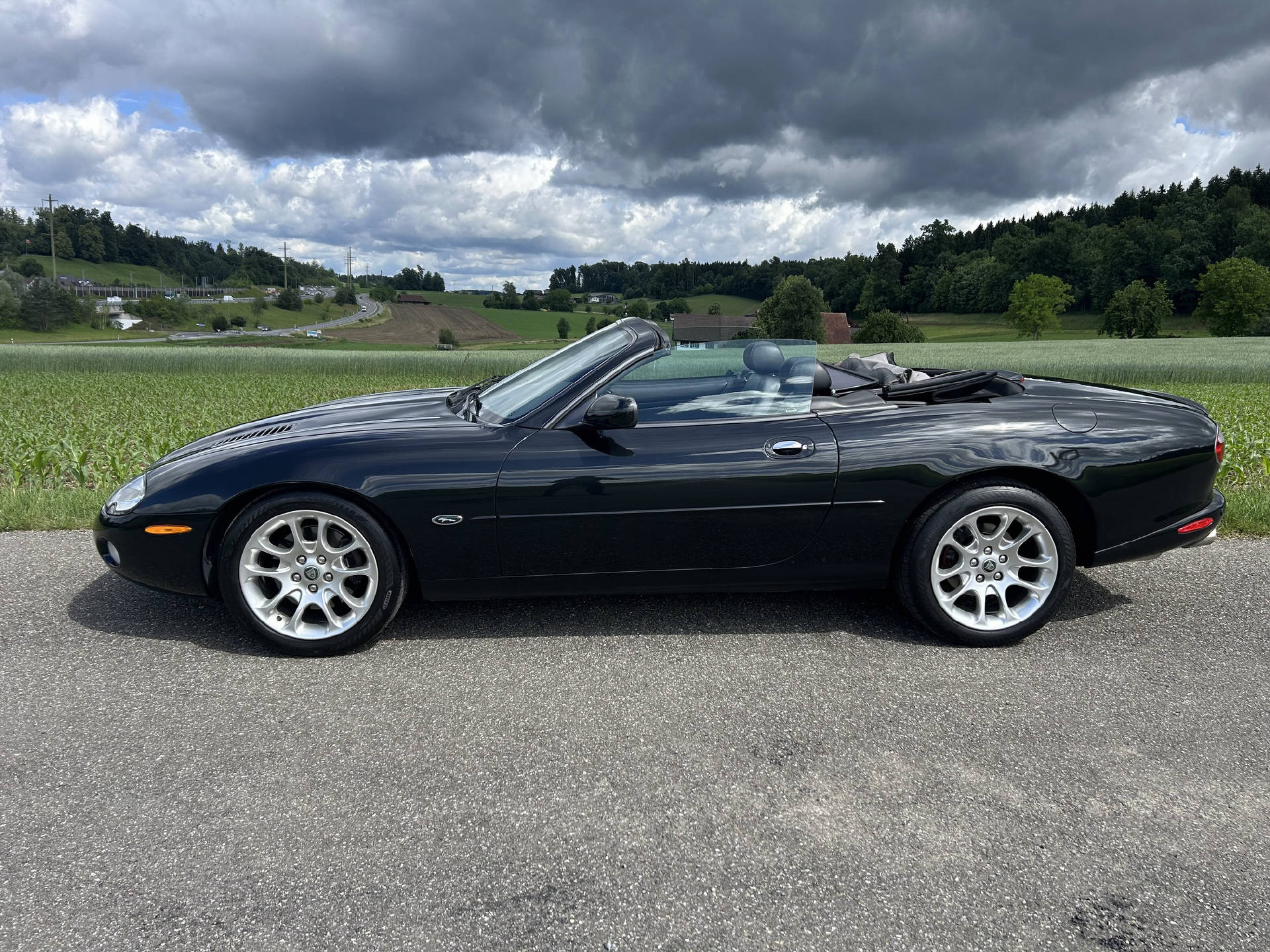 JAGUAR XKR Convertible 4.0 S/C-image-6