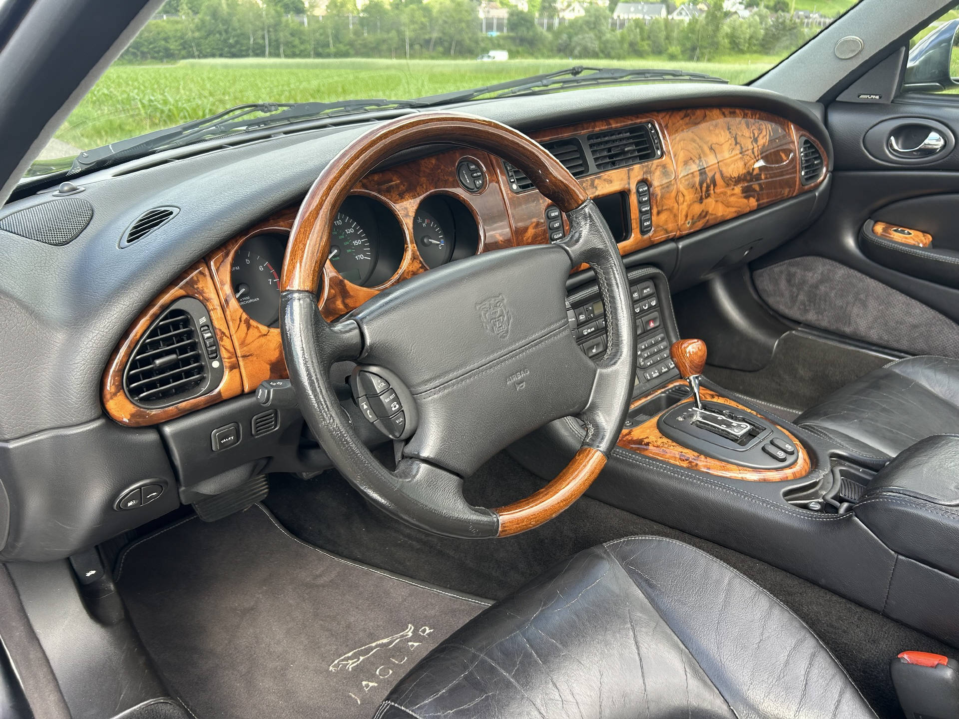 JAGUAR XKR Convertible 4.0 S/C-image-10