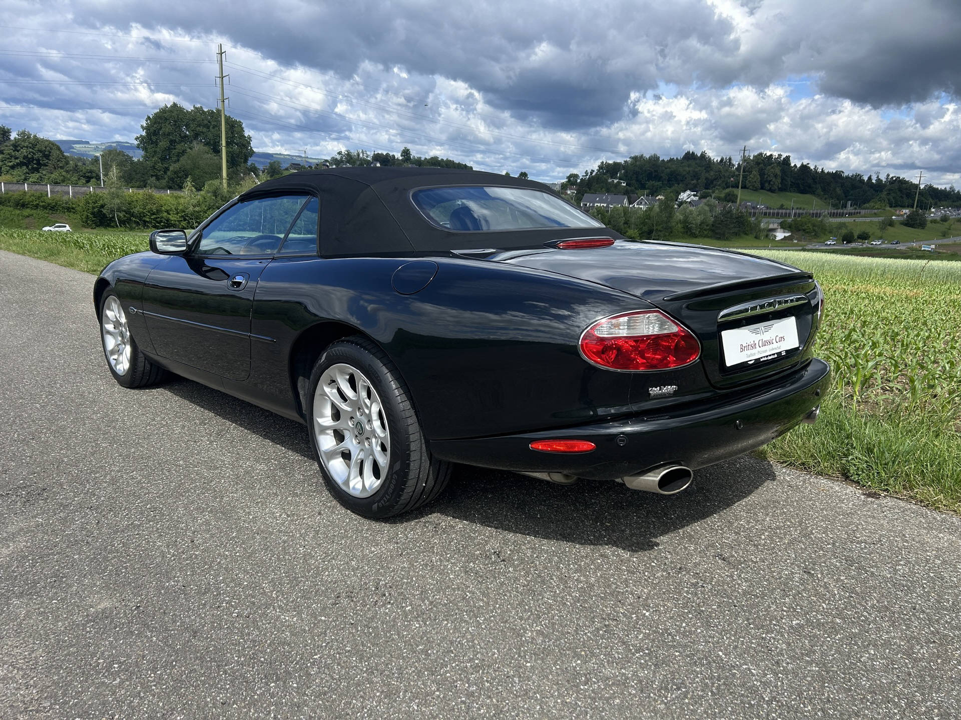 JAGUAR XKR Convertible 4.0 S/C-image-2