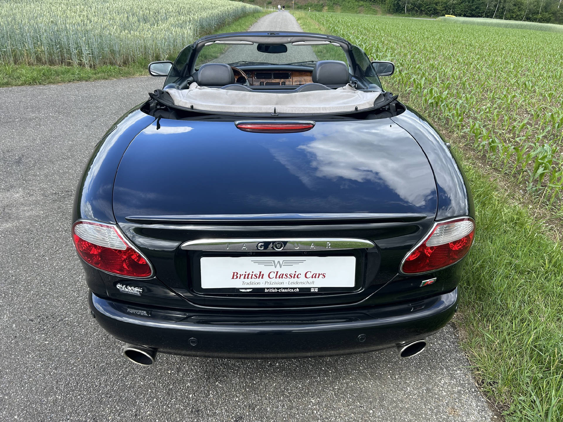 JAGUAR XKR Convertible 4.0 S/C-image-8