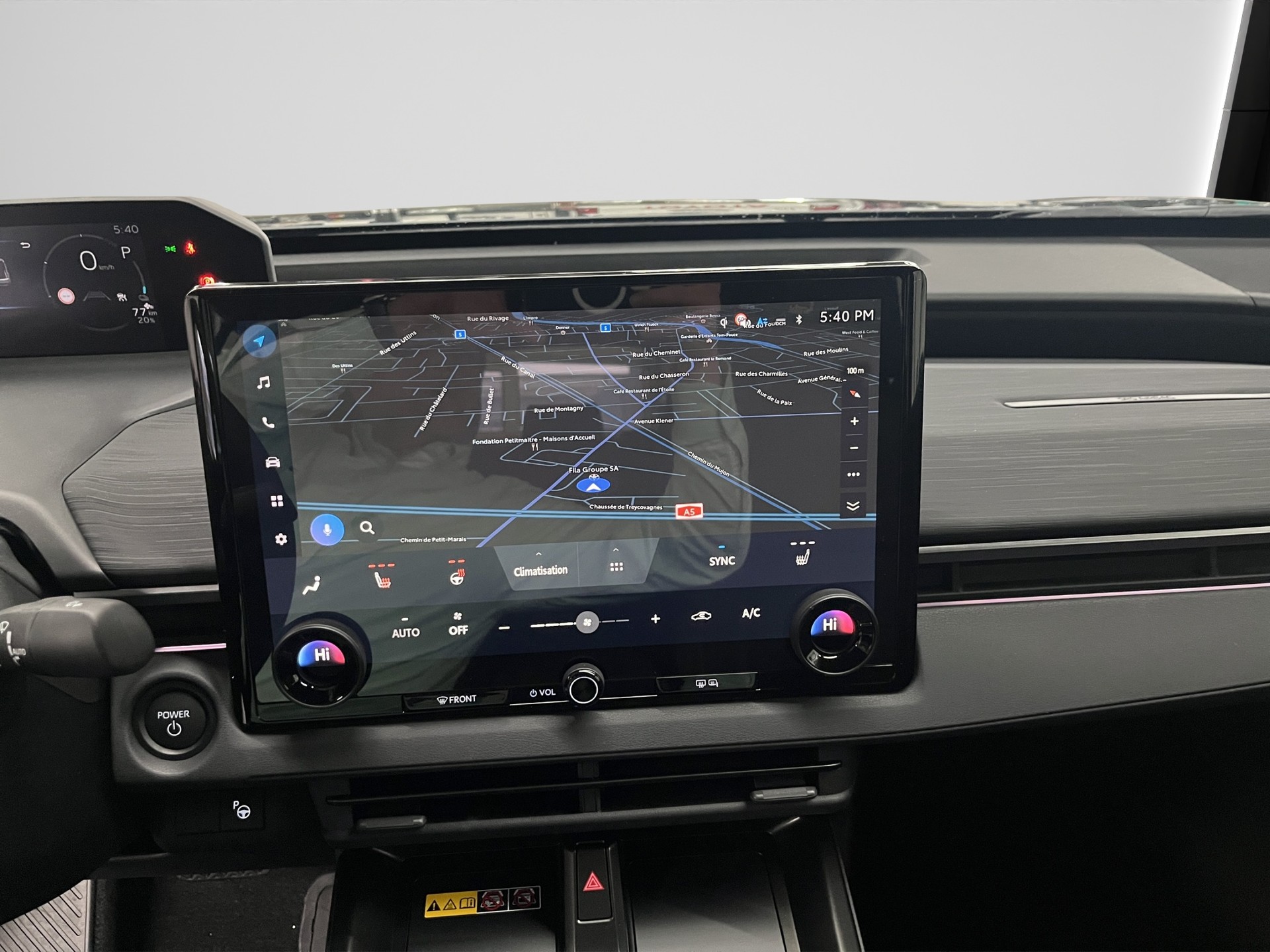 TOYOTA C-HR+ Premium AWD-image-10