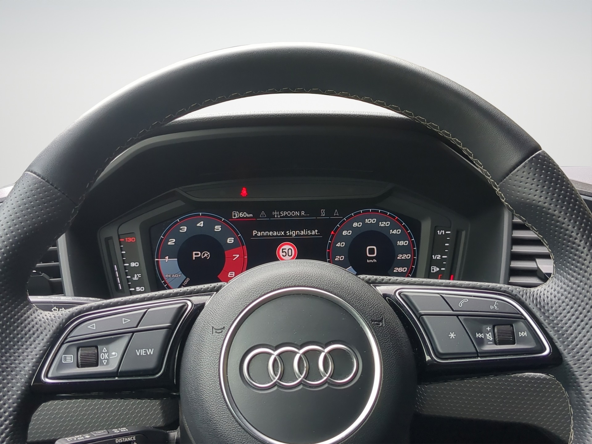 AUDI A1 Sportback 30 TFSI S Line Attraction S-tronic-image-6