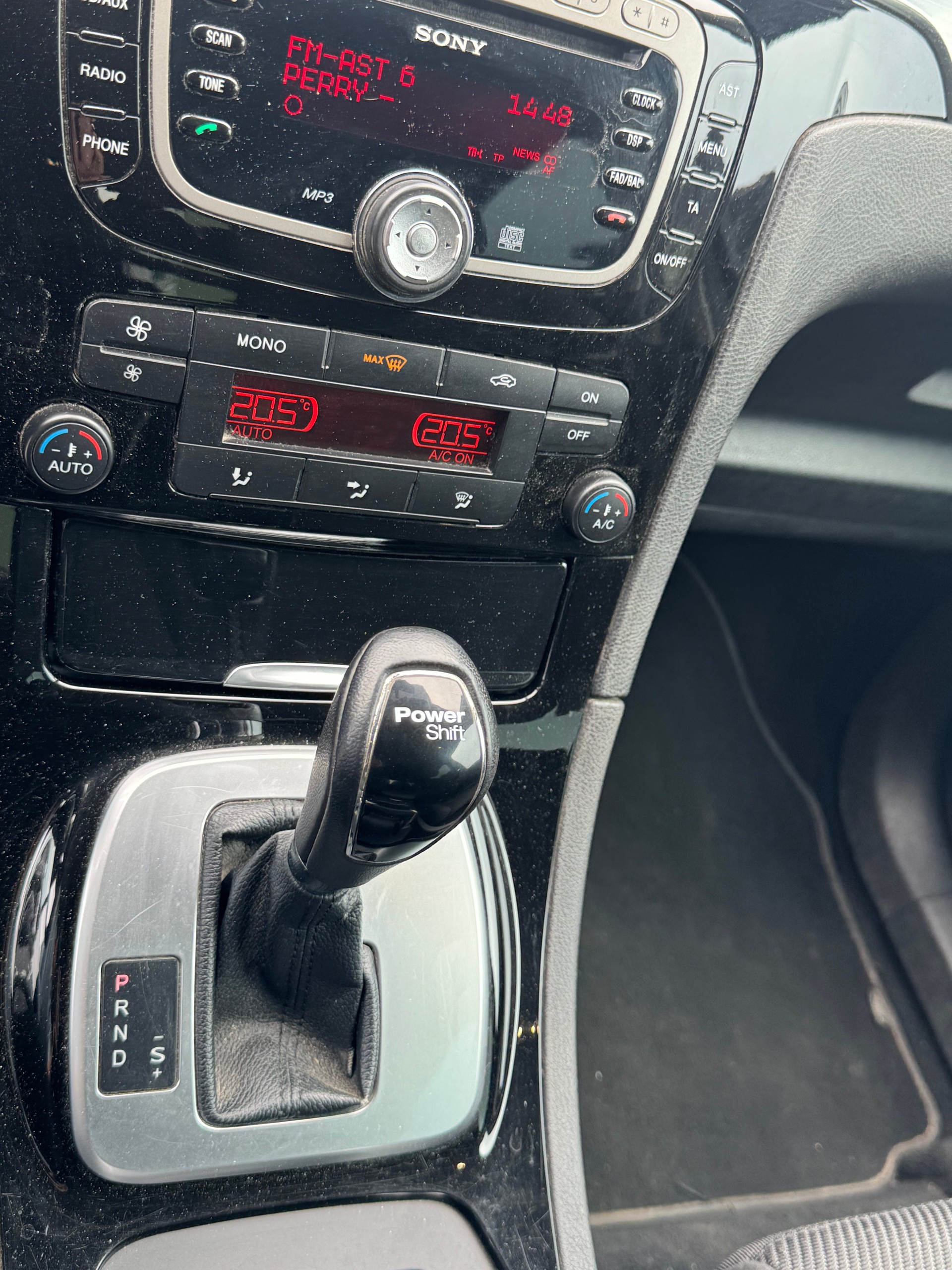 FORD S-Max 2.0 TDCi Titanium PowerShift-image-8