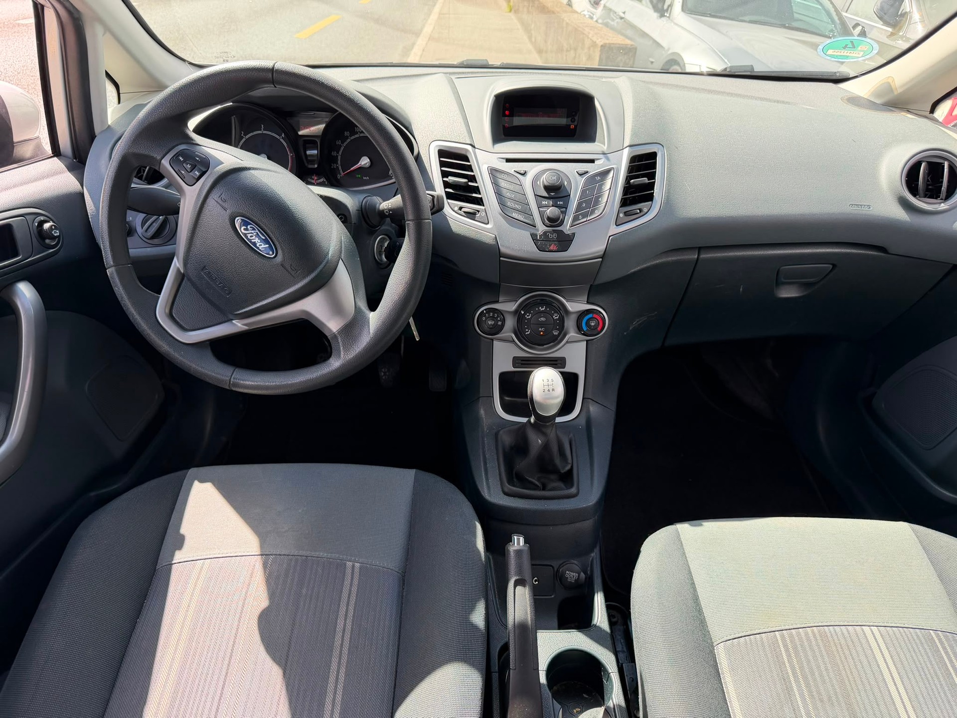 FORD Fiesta 1.6 16V TDCi ECOnetic Trend-image-7
