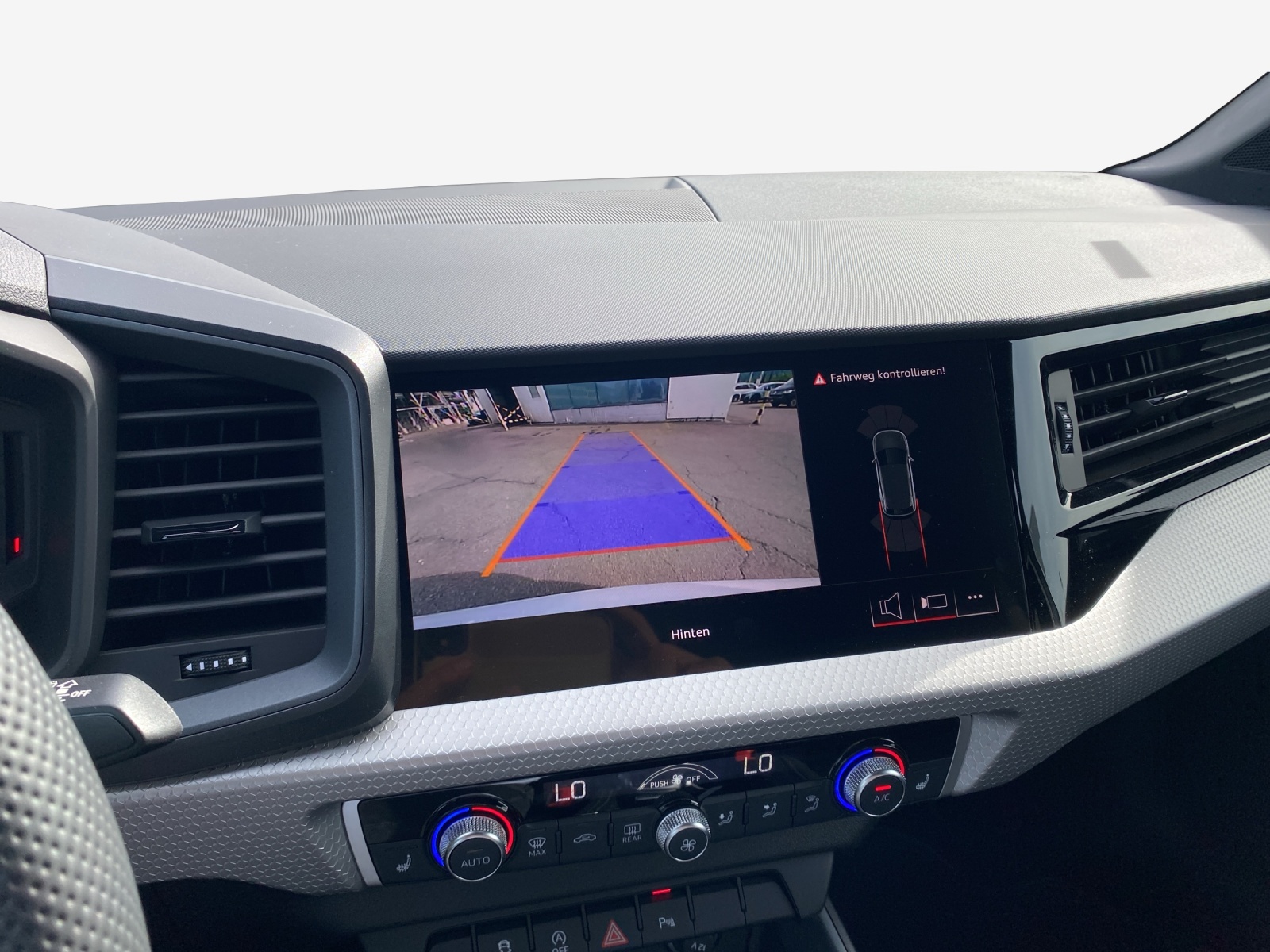 AUDI A1 Sportback 30 TFSI S Line Attraction S-tronic-image-15