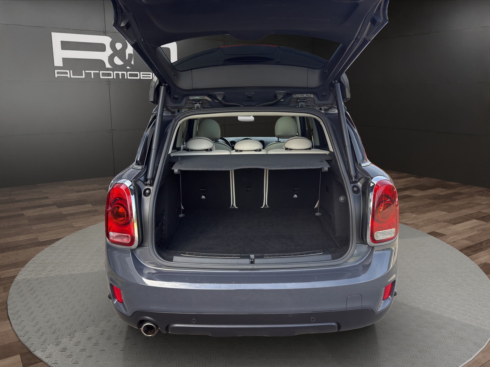 MINI Countryman Cooper S E ALL4 Steptronic-image-3