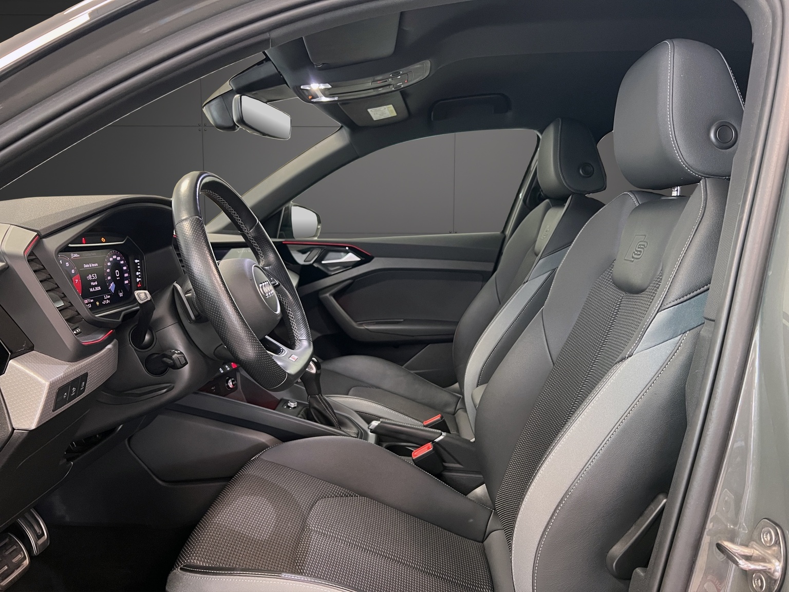 AUDI A1 Sportback 30 TFSI S Line S-tronic-image-5