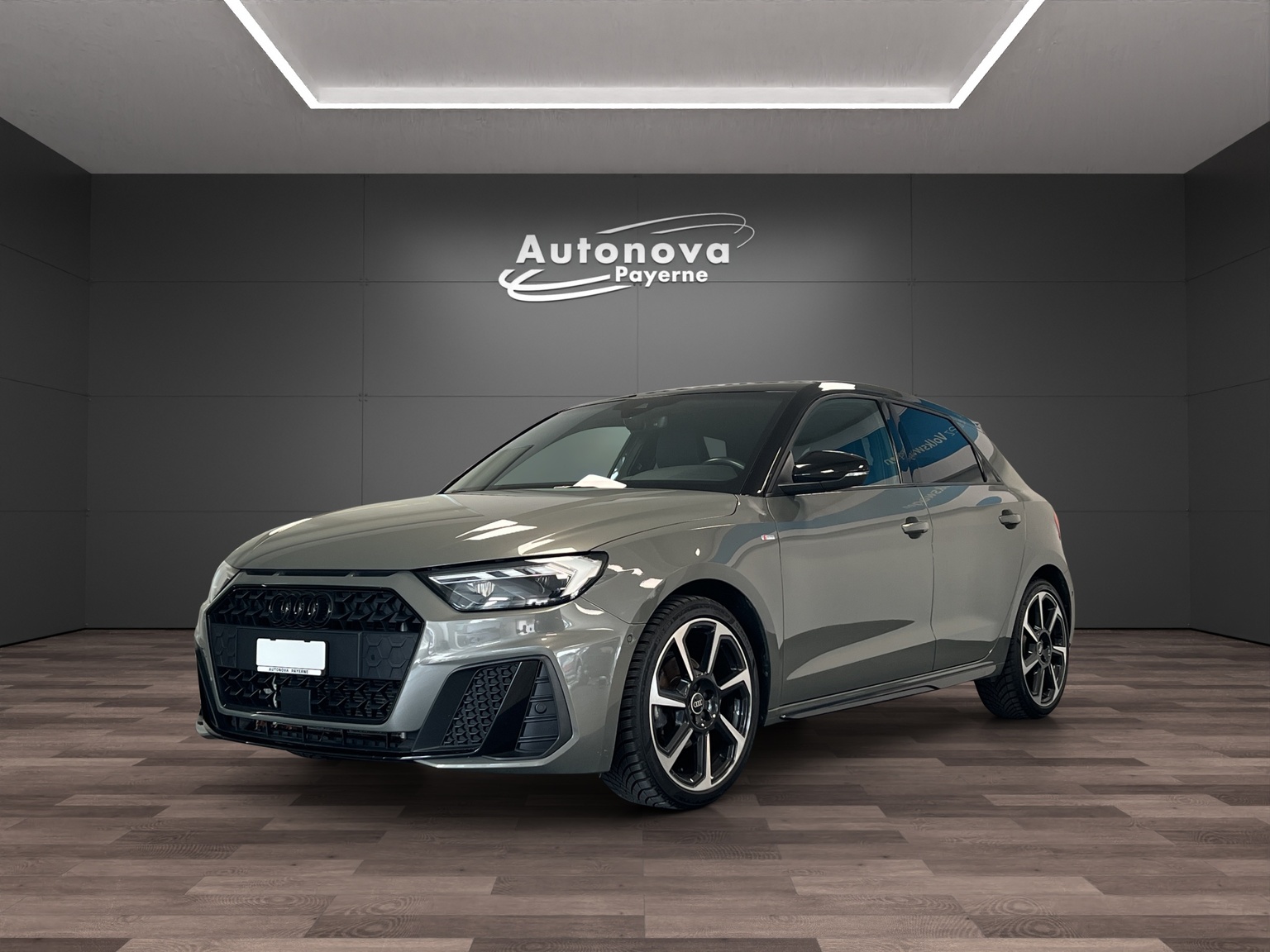 AUDI A1 Sportback 30 TFSI S Line S-tronic-image-0