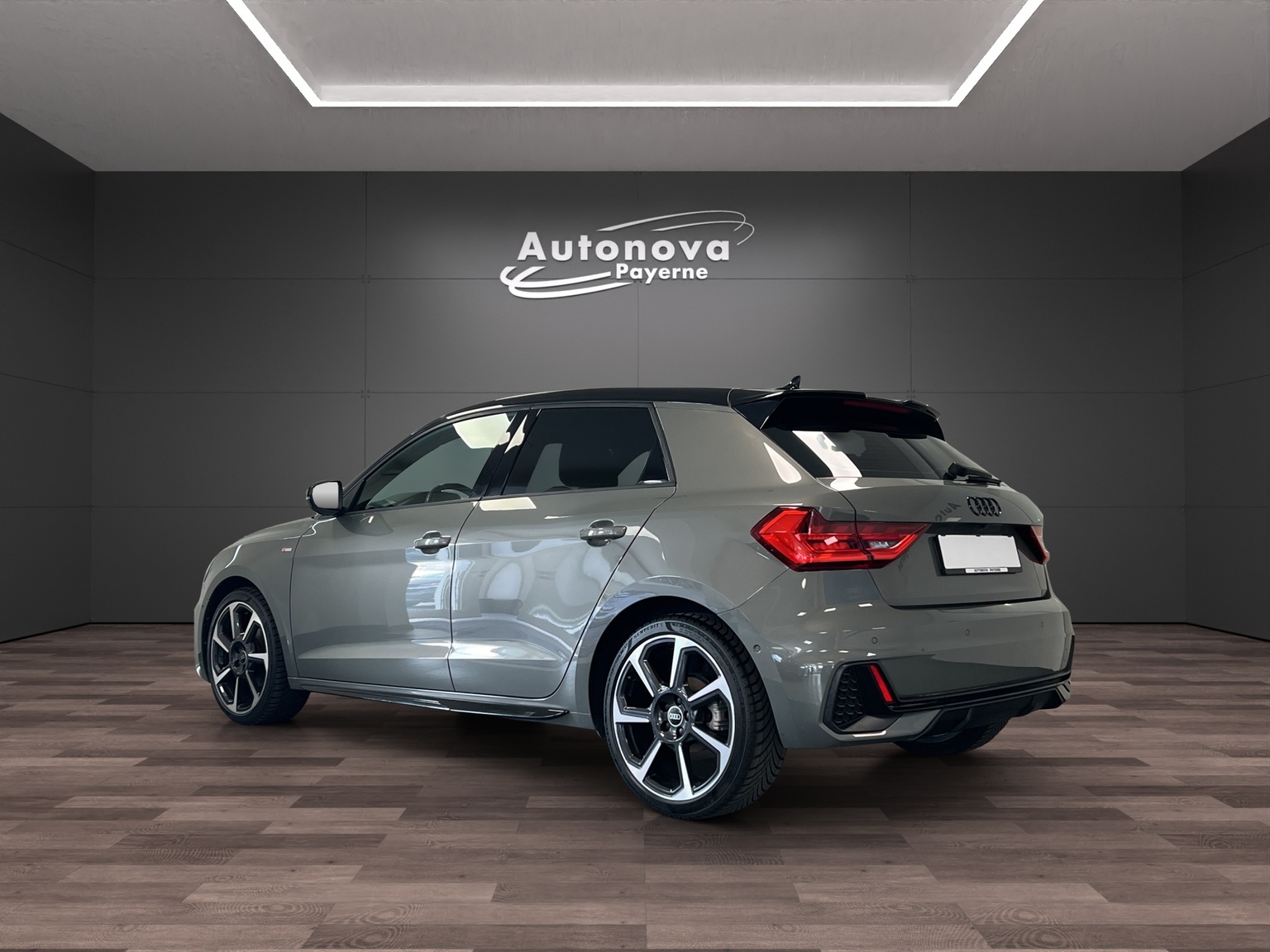 AUDI A1 Sportback 30 TFSI S Line S-tronic-image-3