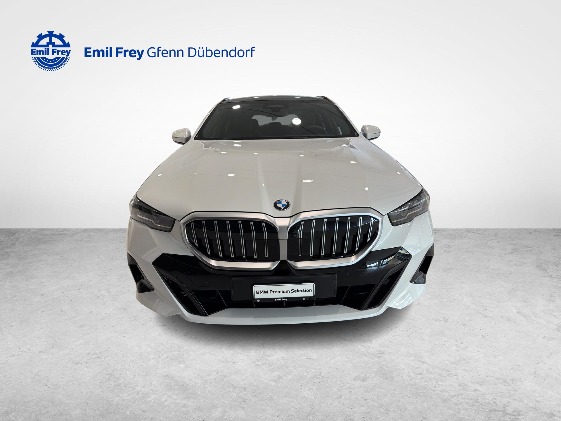 BMW 520d xDrive Touring-image-7