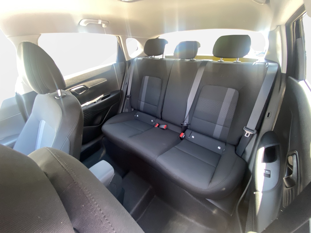 HYUNDAI i20 1.0 T-GDi Amplia DCT-image-11