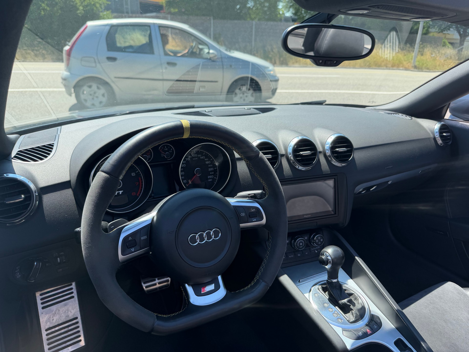 AUDI TT Roadster 3.2 quattro RS-Line-image-6