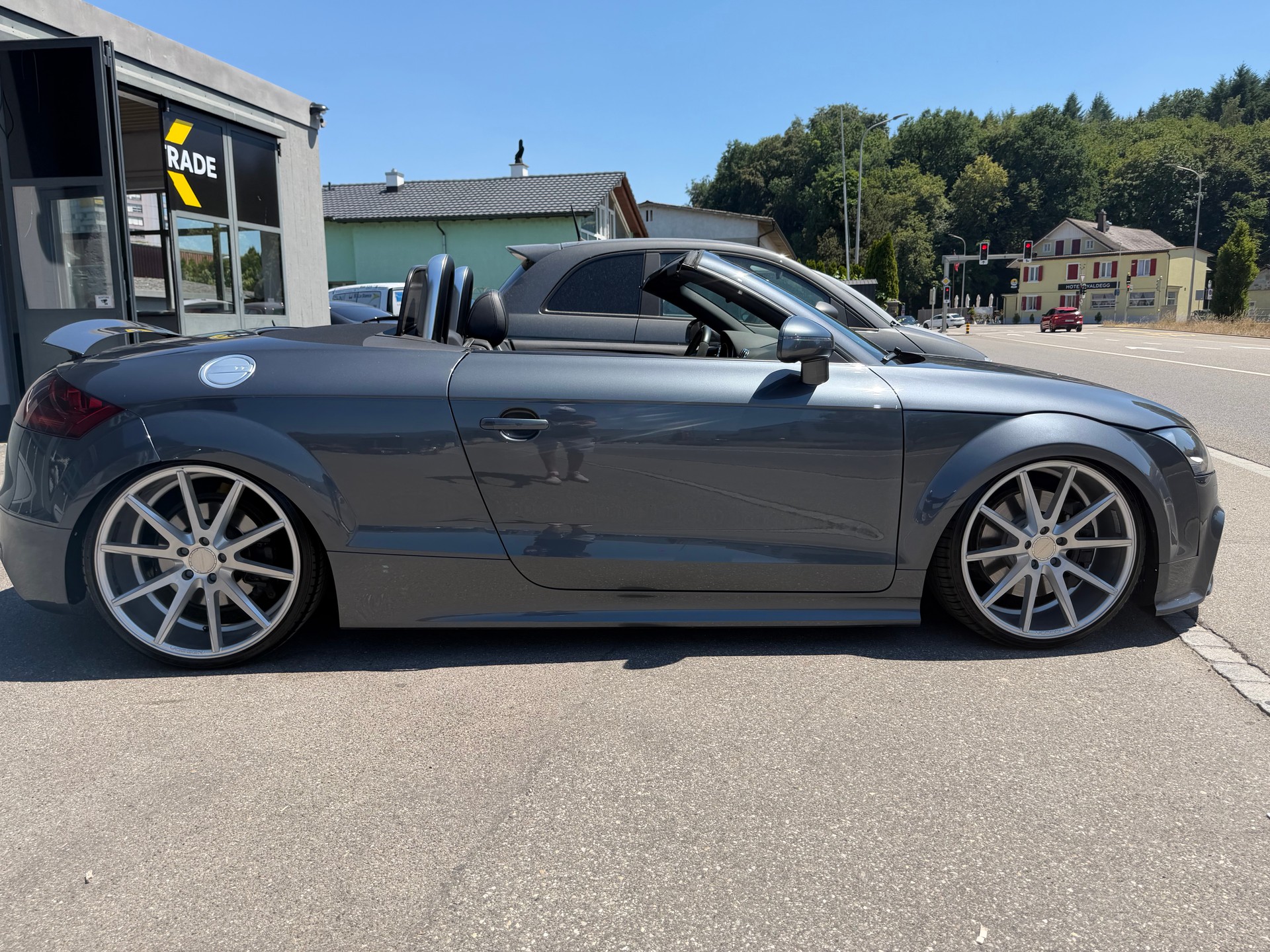 AUDI TT Roadster 3.2 quattro RS-Line-image-2