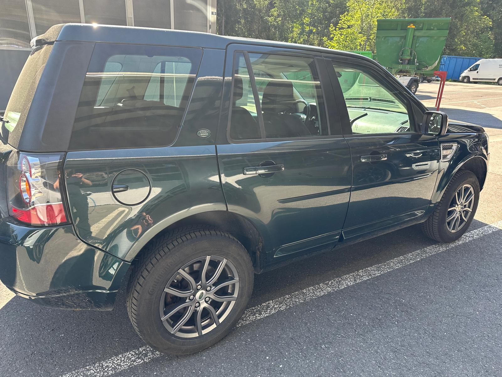 LAND ROVER Freelander 2.0 SE Automatic-image-5
