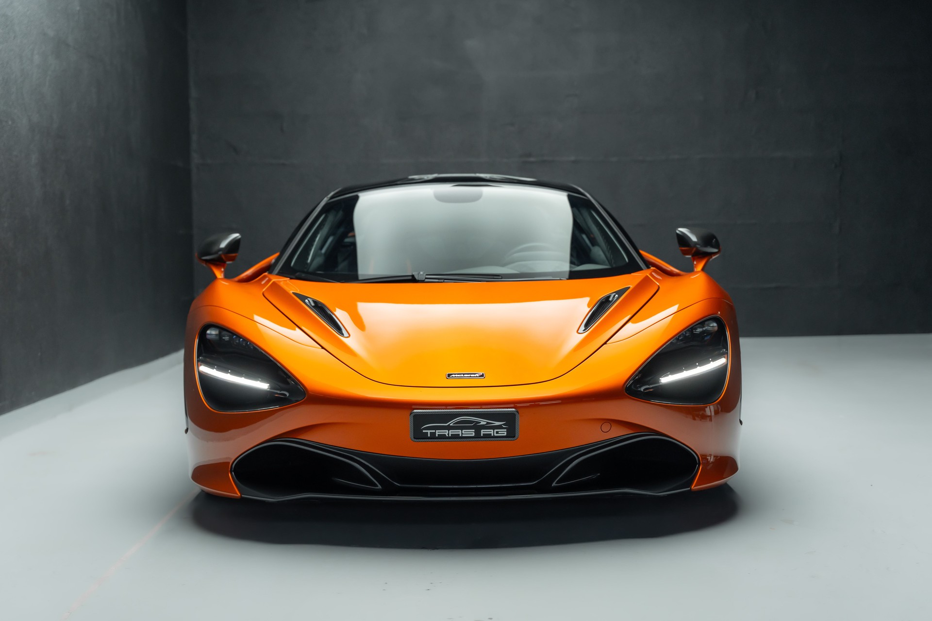 McLAREN 720S Coupé Performance 4.0 V8 SSG • Elite Paint Azores-image-5