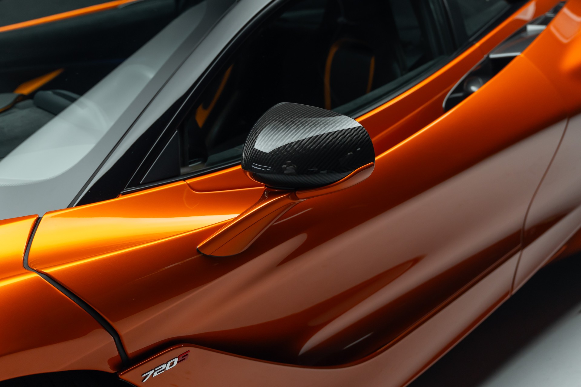 McLAREN 720S Coupé Performance 4.0 V8 SSG • Elite Paint Azores-image-13