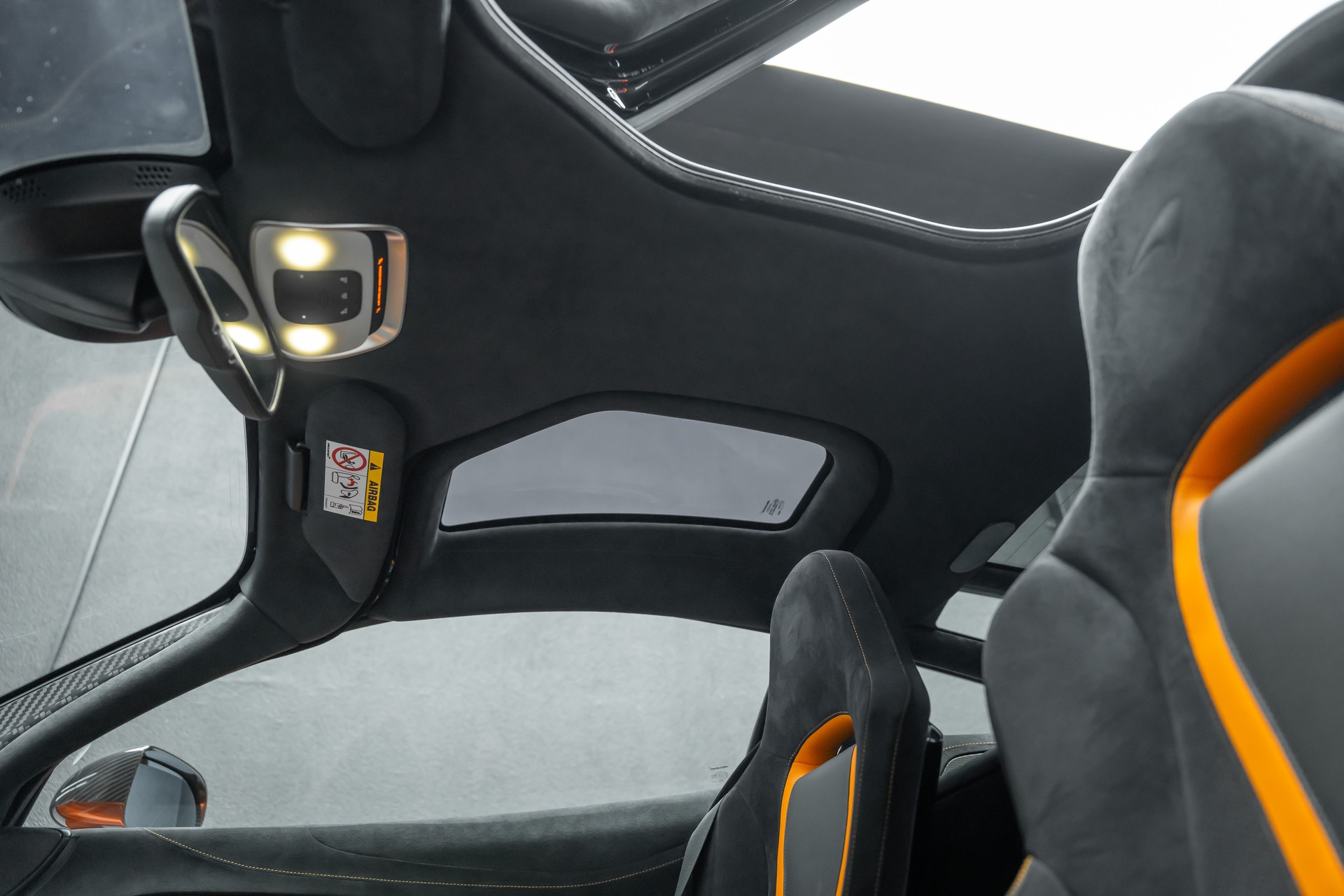 McLAREN 720S Coupé Performance 4.0 V8 SSG • Elite Paint Azores-image-15