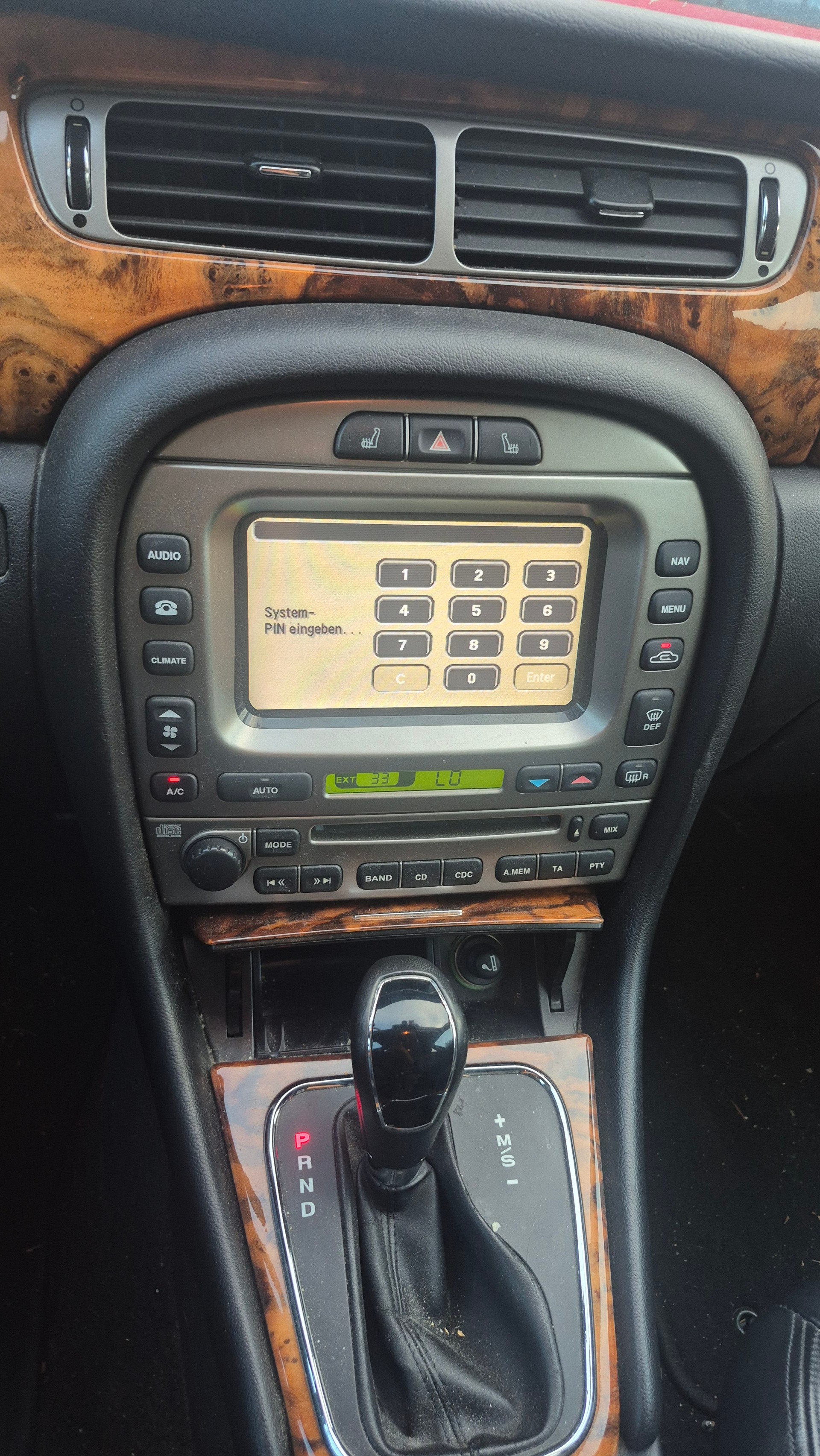 JAGUAR X-Type Estate 2.2D Classic Automatic-image-9