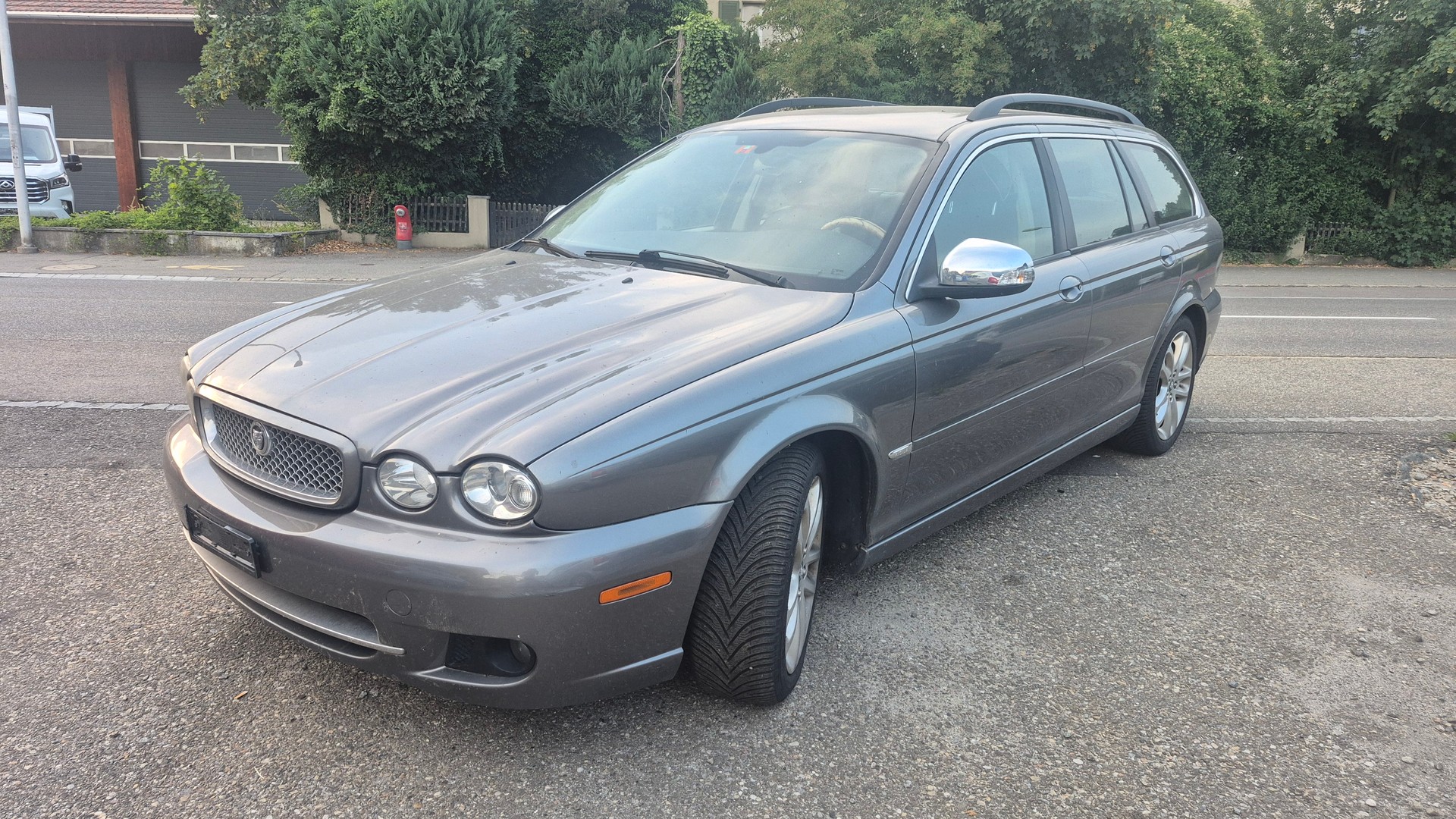 JAGUAR X-Type Estate 2.2D Classic Automatic-image-0