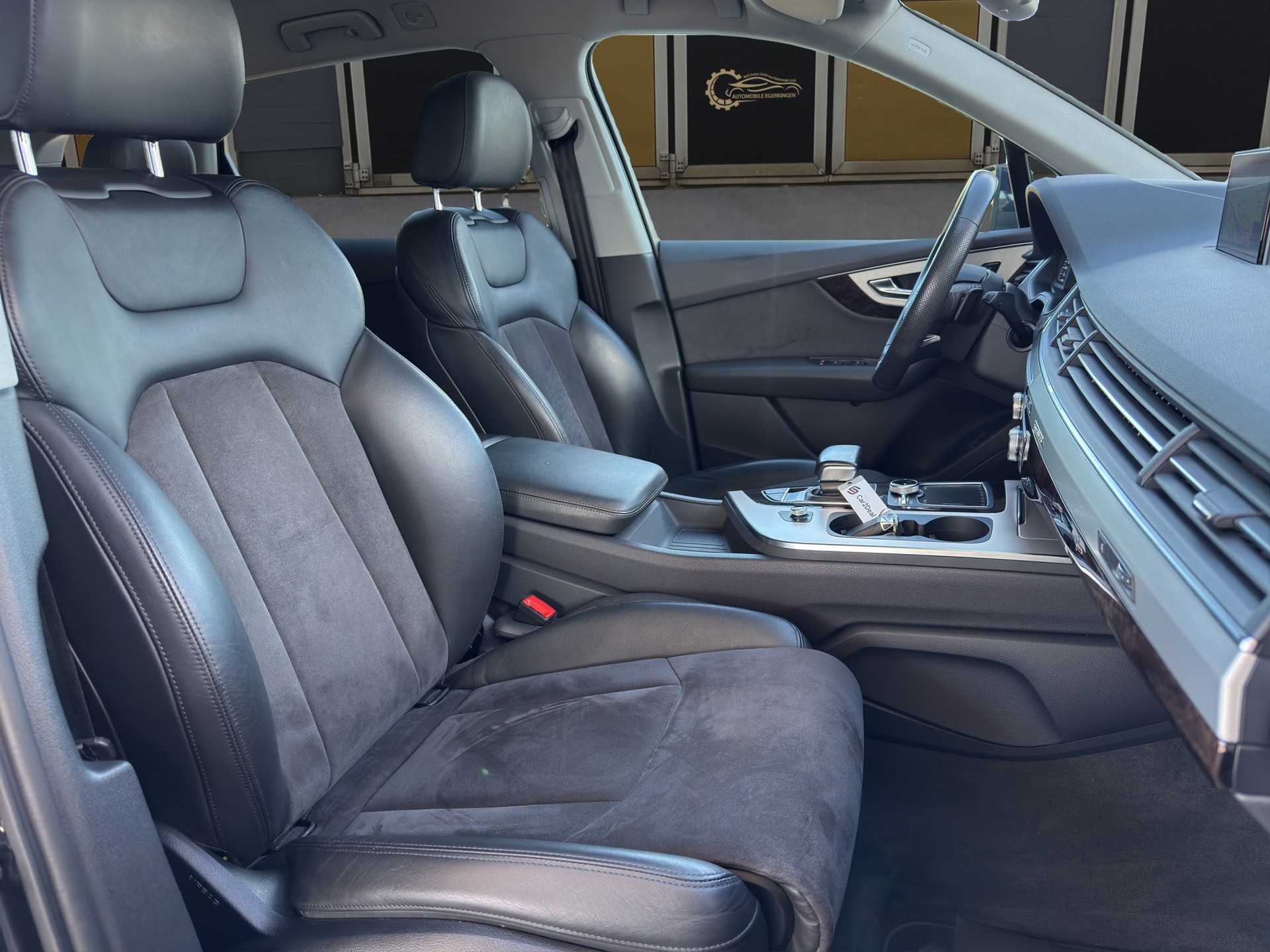 AUDI Q7 3.0 V6 TFSI quattro T-Tronic-image-9