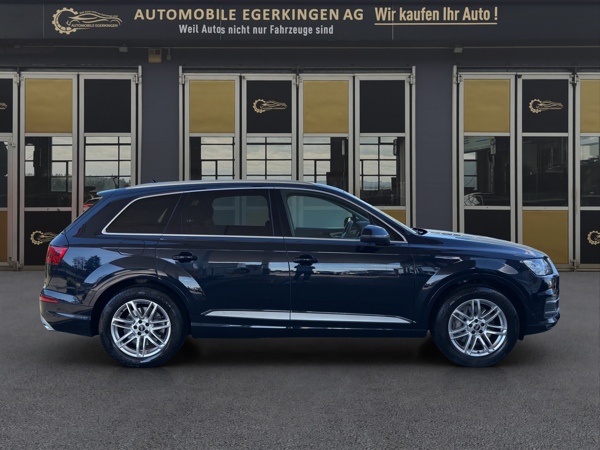 AUDI Q7 3.0 V6 TFSI quattro T-Tronic-showroom-element-3