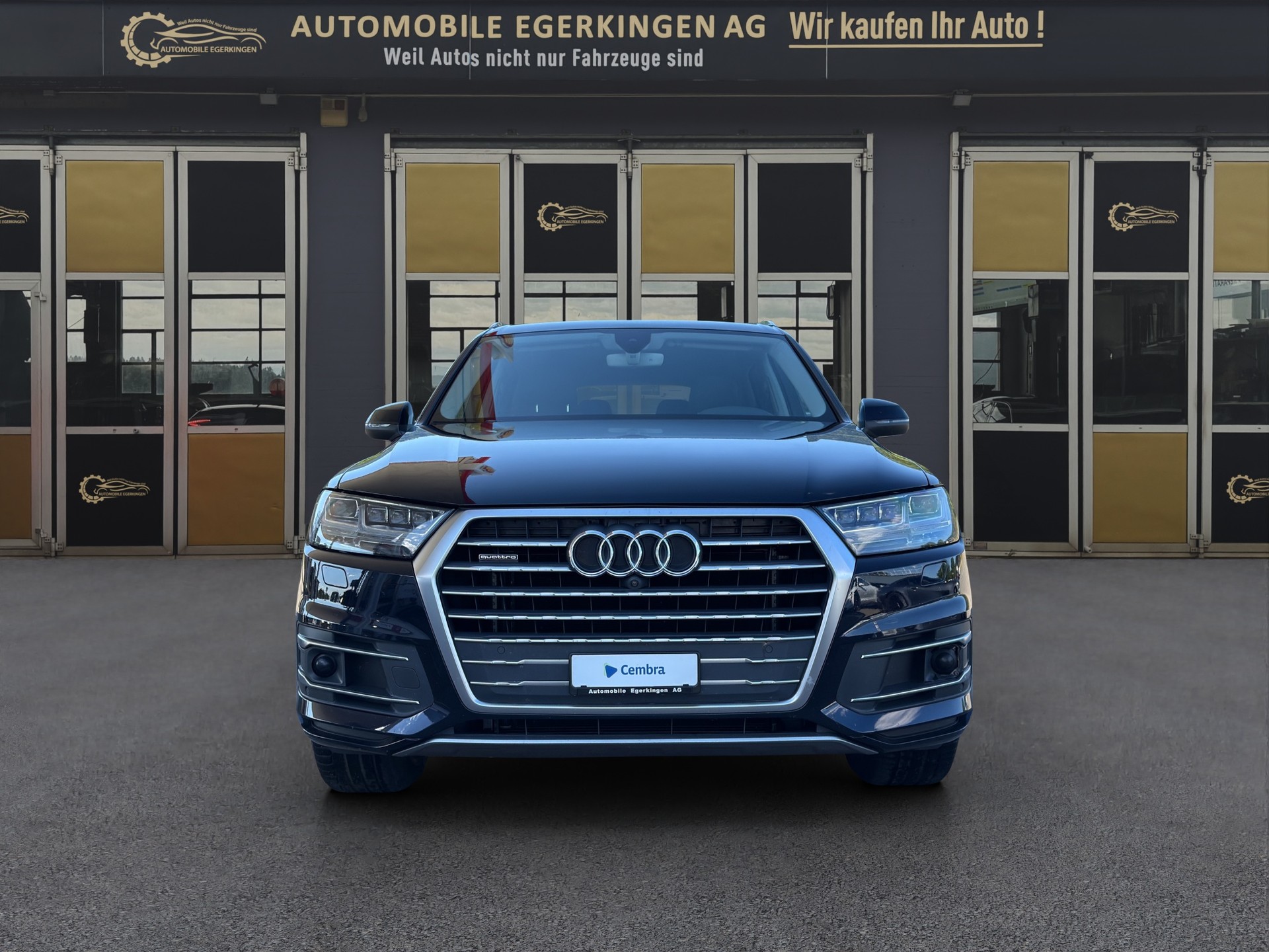 AUDI Q7 3.0 V6 TFSI quattro T-Tronic-showroom-element-1
