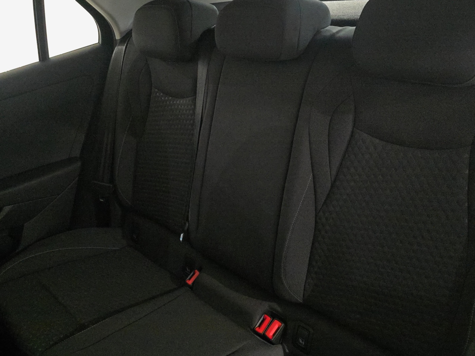 VW T-Roc 1.5 eTSI mHEV Trend DSG-image-11