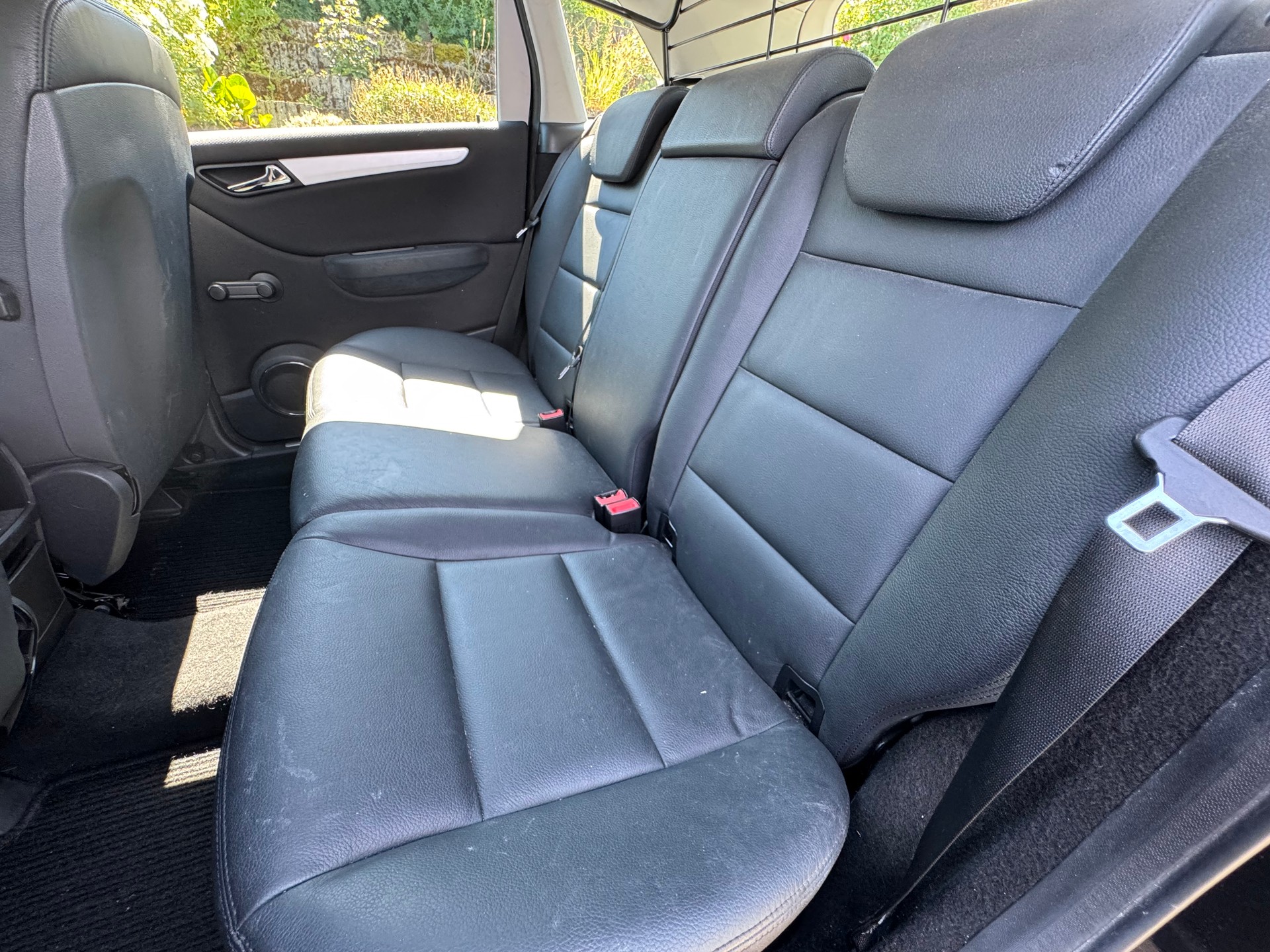 MERCEDES-BENZ B 170-image-5