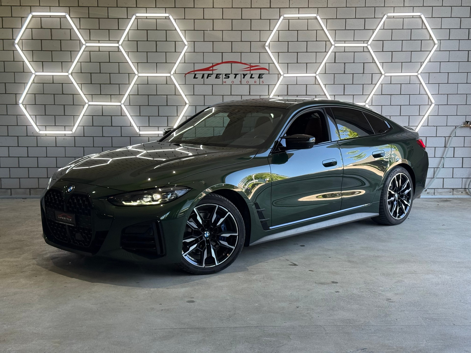 BMW M440i xDrive 48V Gran Coupé Steptronic-image-0