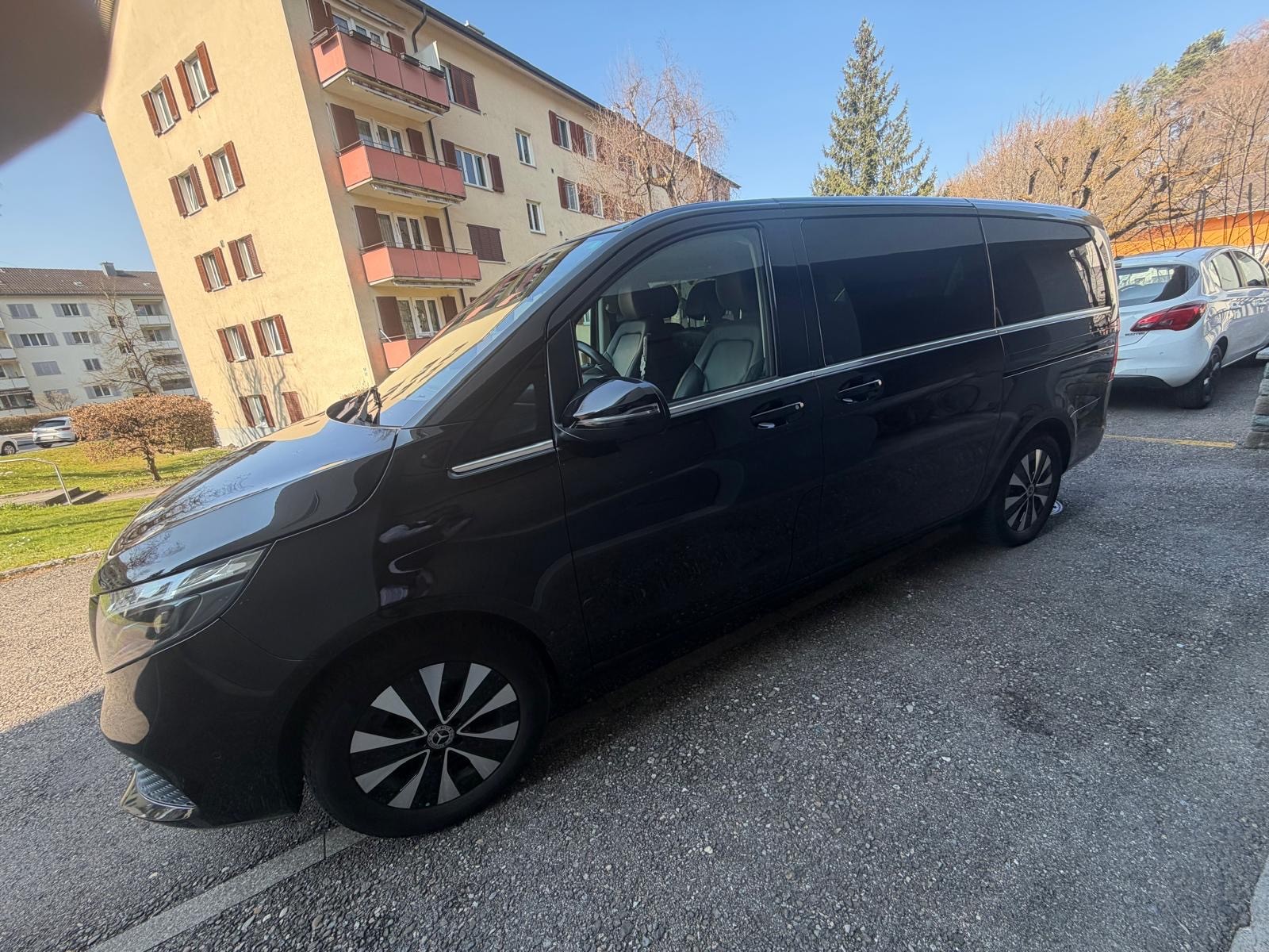 MERCEDES-BENZ V 250 d lang Avantgarde 4Matic G-Tronic-image-1