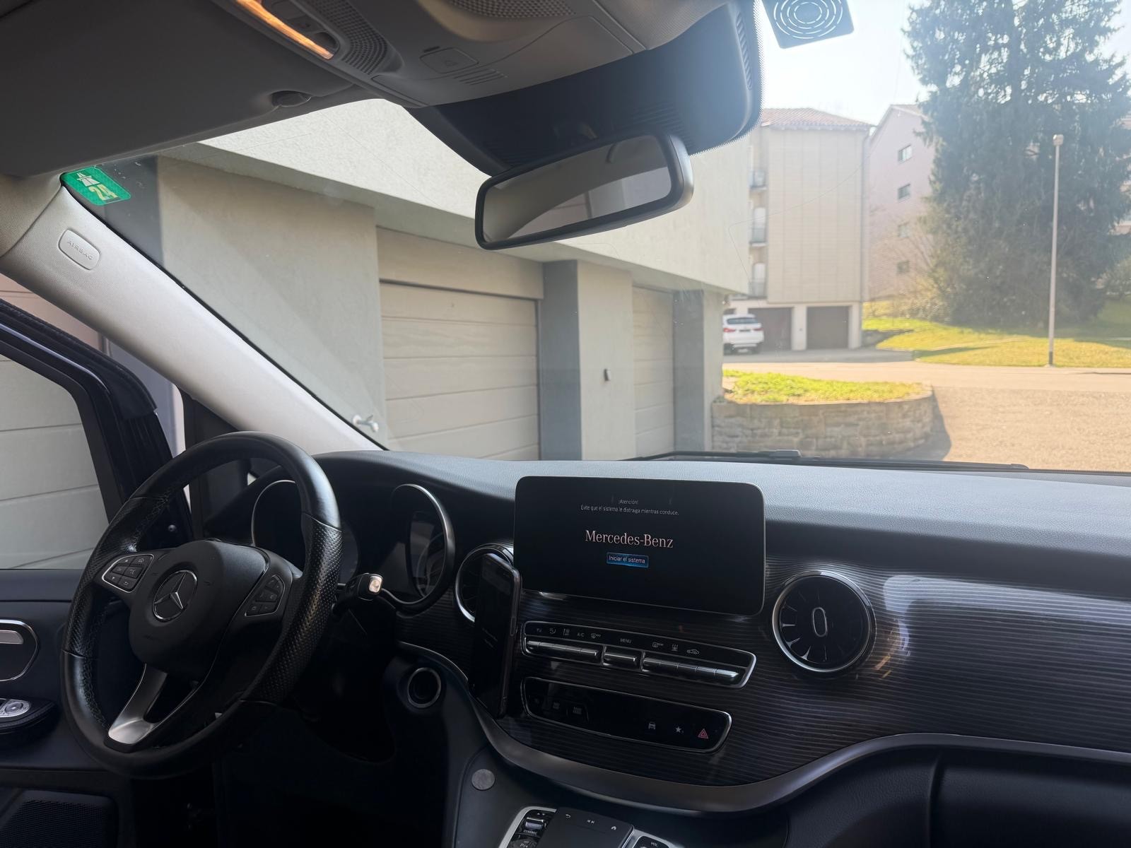MERCEDES-BENZ V 250 d lang Avantgarde 4Matic G-Tronic-image-2