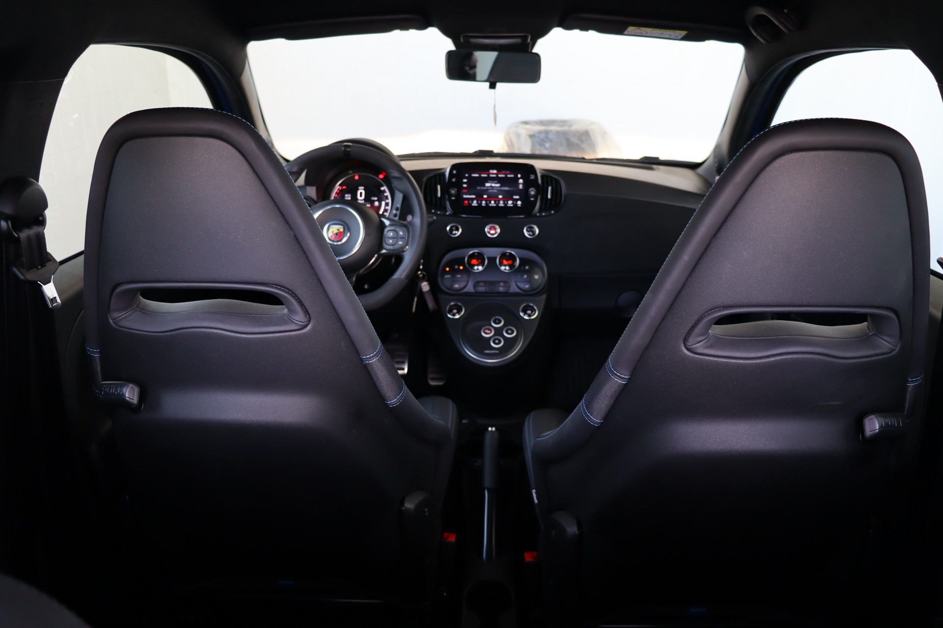 FIAT 695 1.4 16V TURBO ABARTH 131 RALLY TURBO DUALOGIC-image-18
