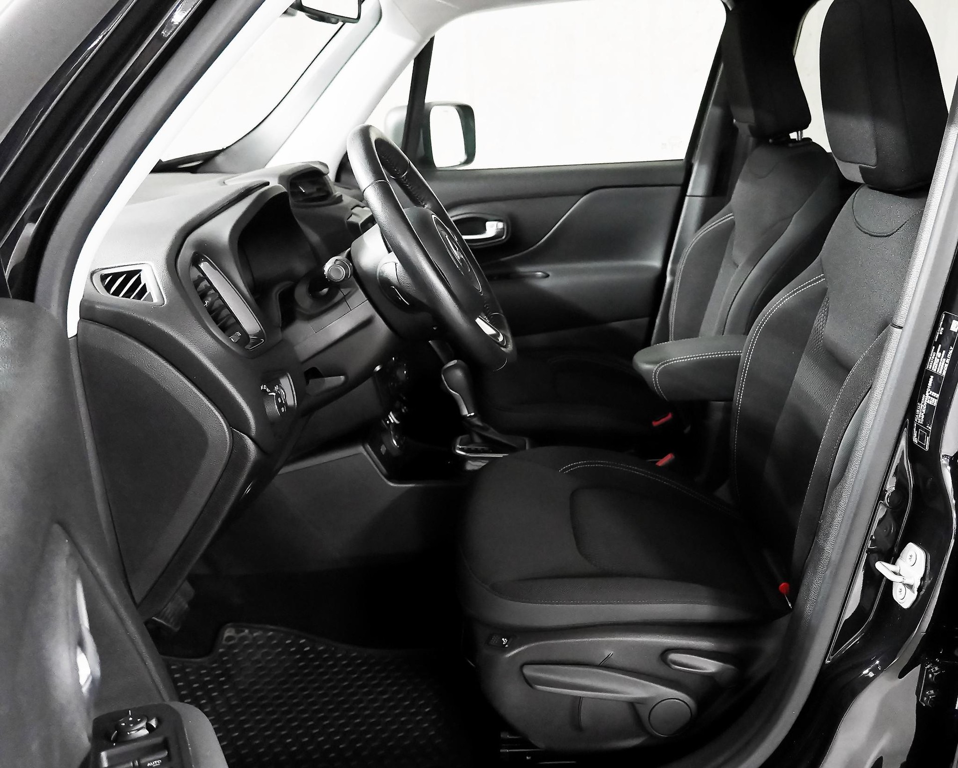 JEEP Renegade 1.3 Limited 4xe-image-2