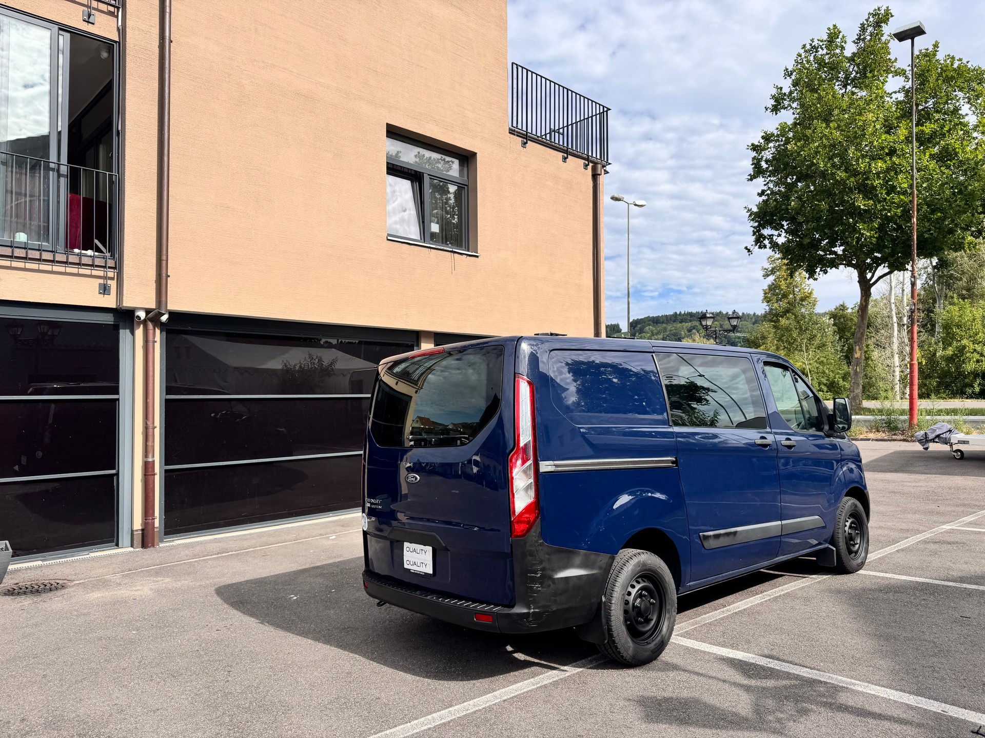FORD Transit Custom Van 250 L1H1 Startup-image-6