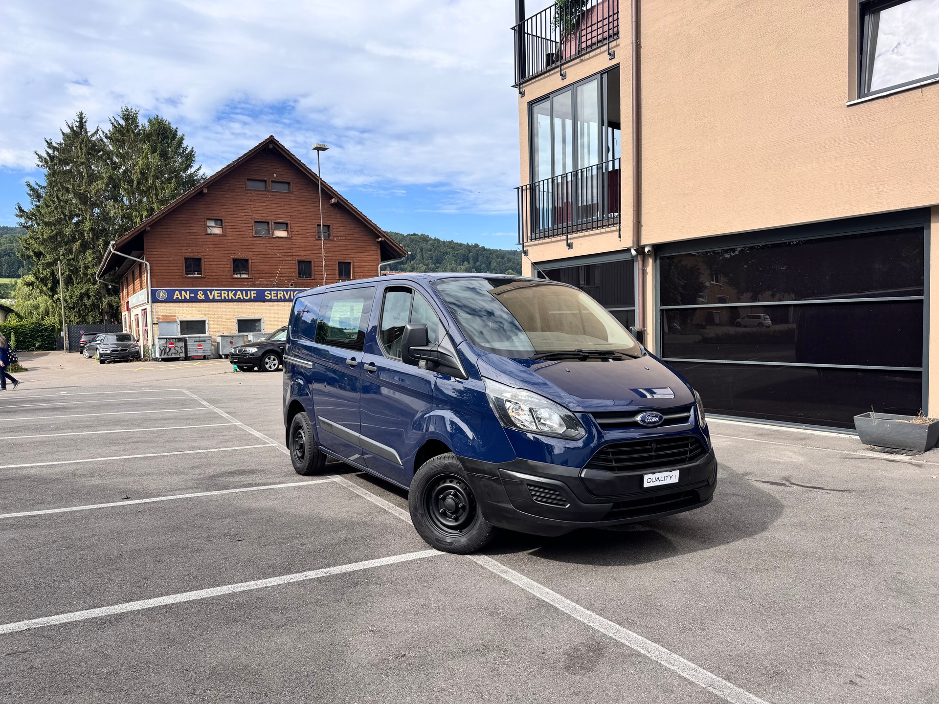 FORD Transit Custom Van 250 L1H1 Startup-image-1